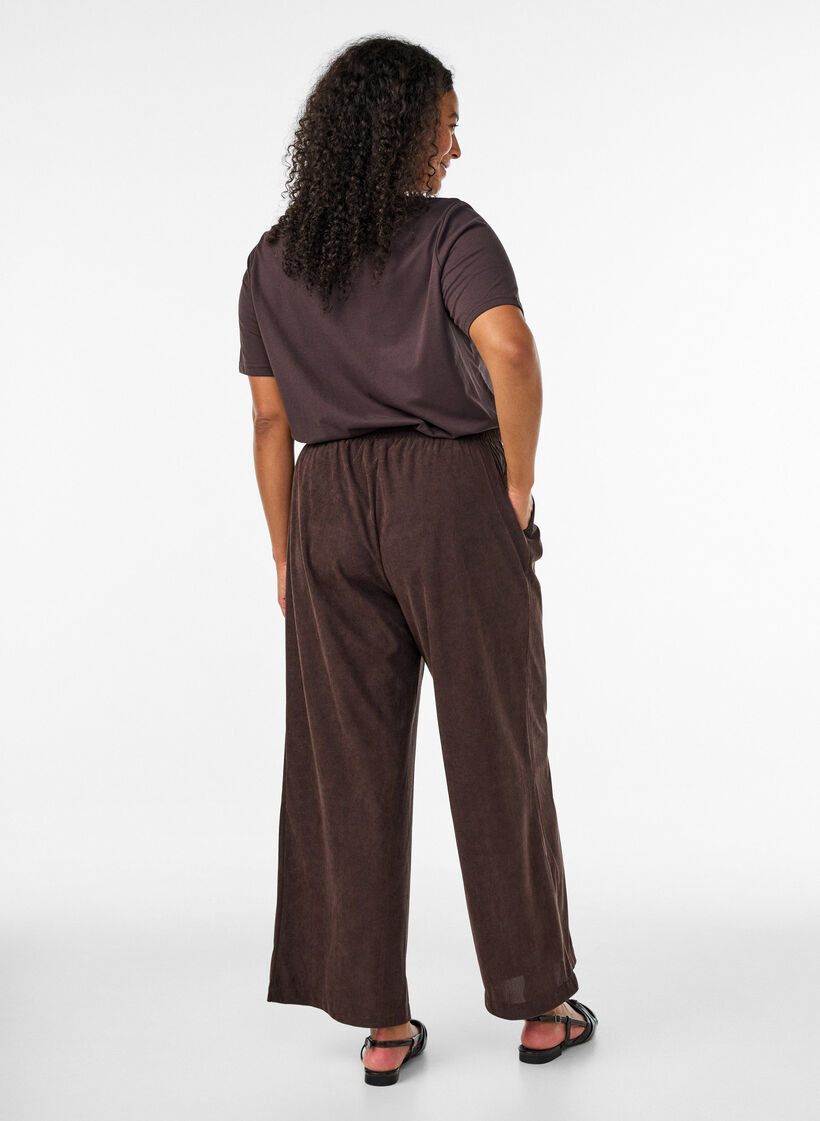 Pantalon en velours c&ocirc;tel&eacute; &agrave; coupe ample et taille haute, Marron, Model image number 1