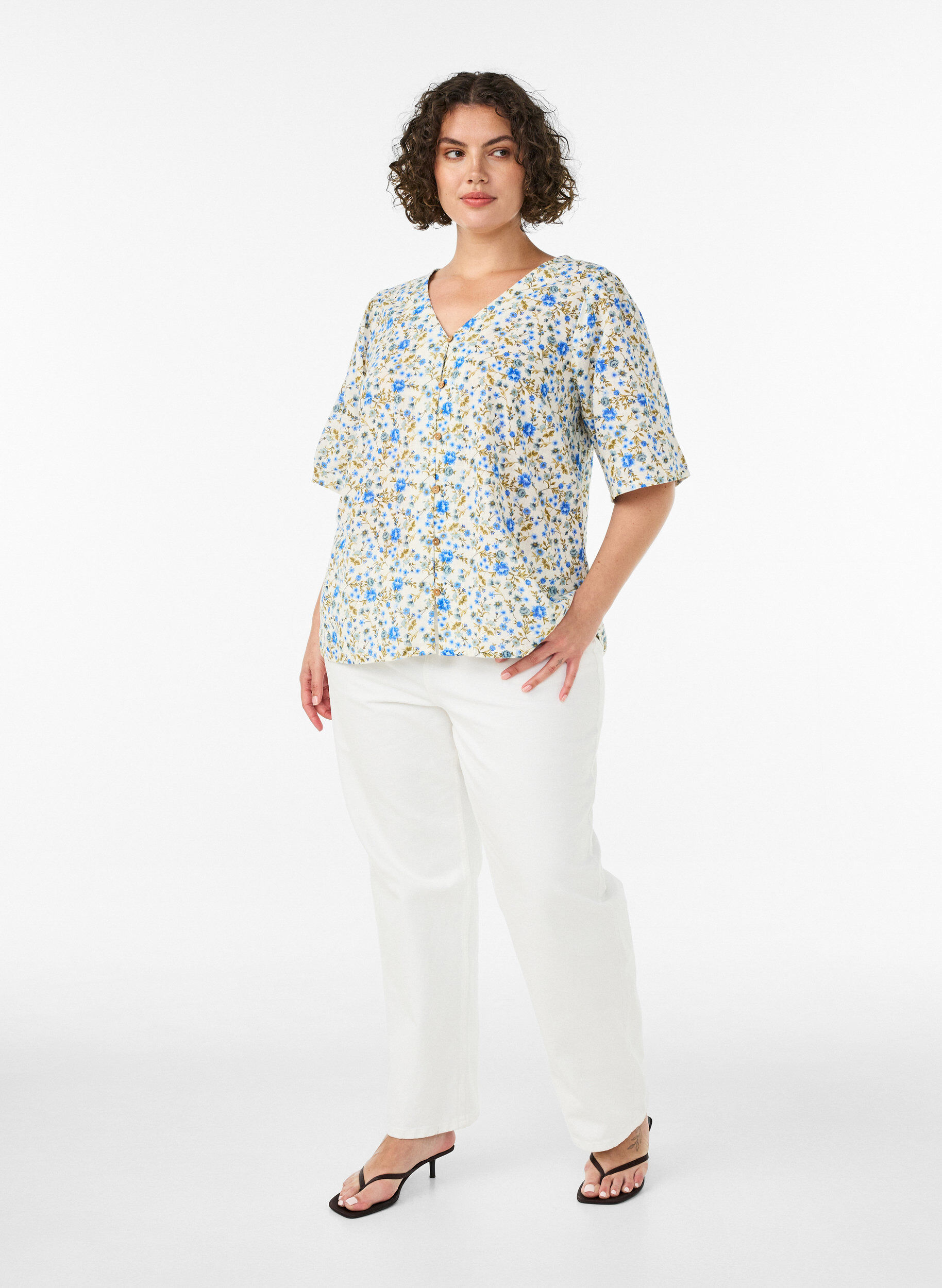 ZizziChemise en coton &agrave; manches courtes avec col V, Bleu, Model image number 1