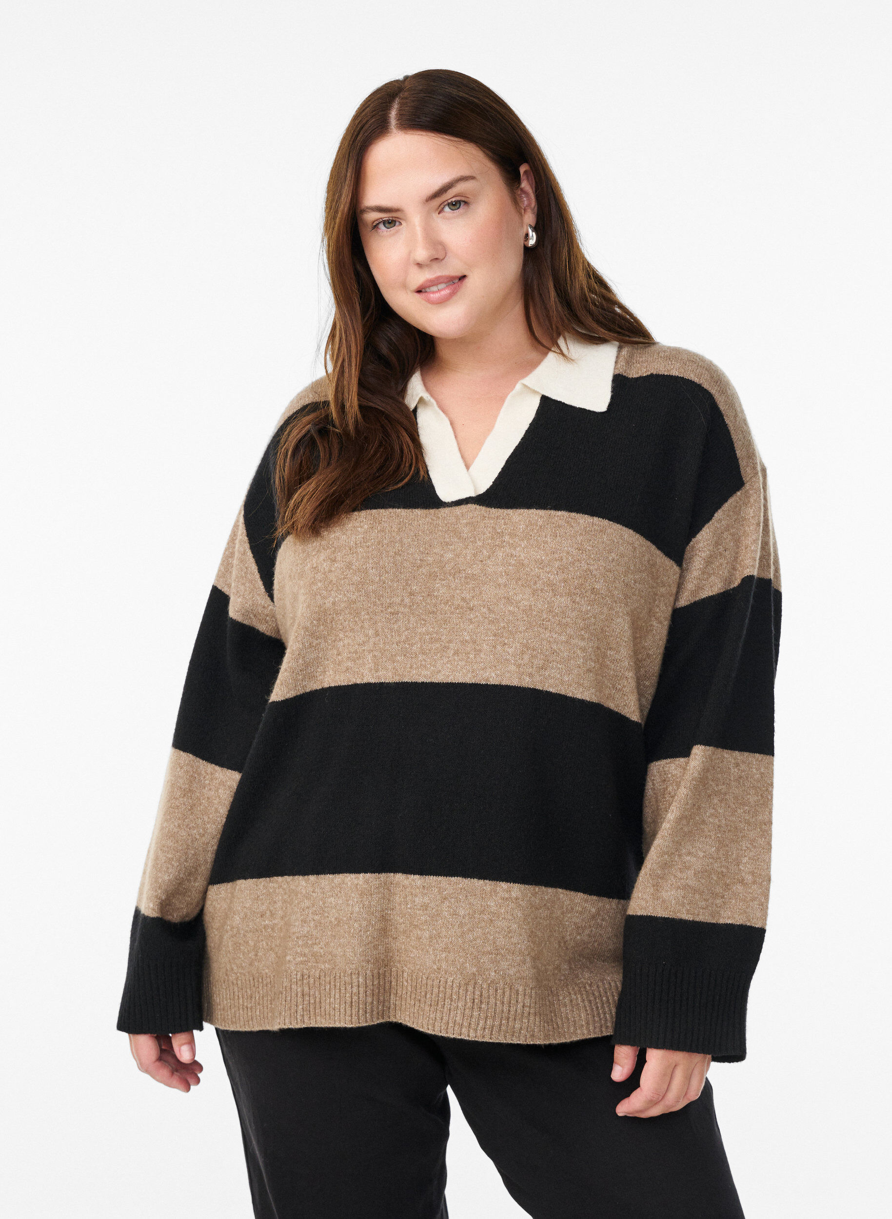 Chemisier en maille avec col et d&eacute;collet&eacute; en V, Noir, Model