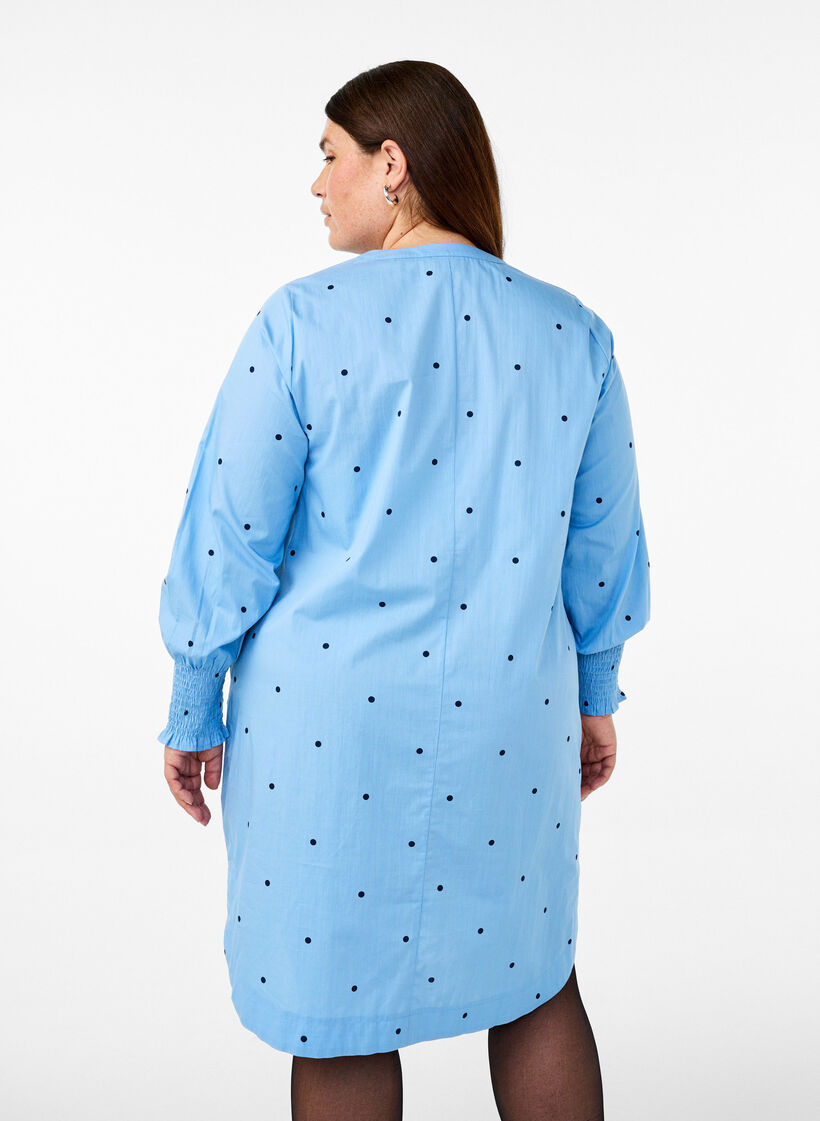 Robe à pois avec manches longues, Bleu Clair, Model image number 2