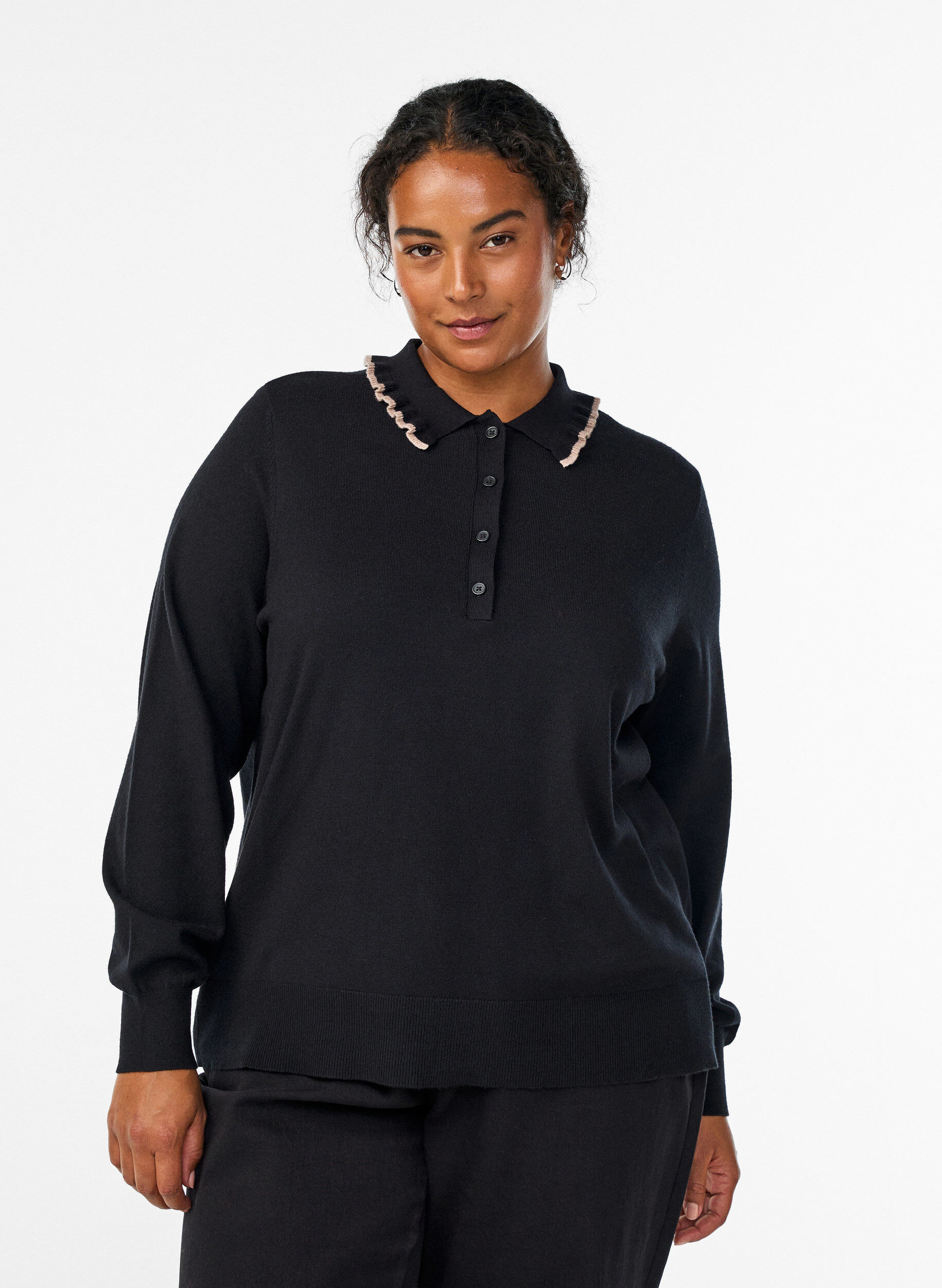 Blouse en maille avec un col polo &agrave; volants, Noir, Model