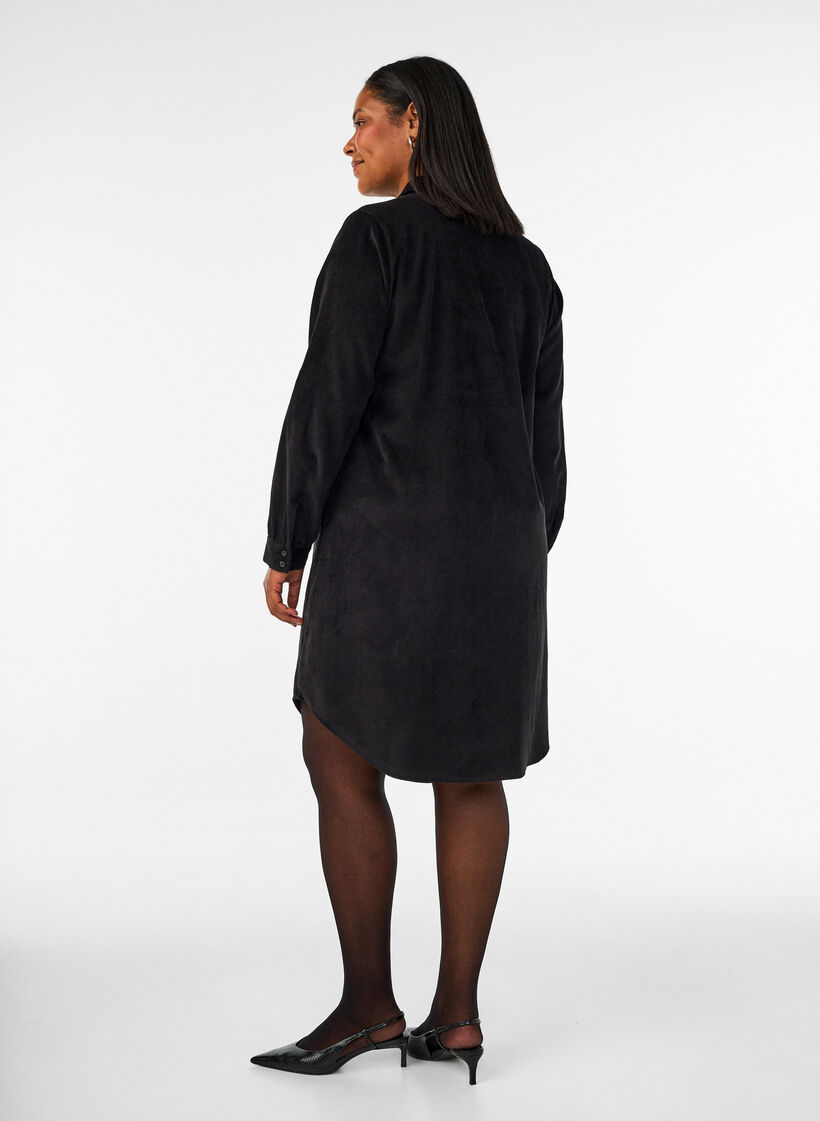 Robe chemise en velours c&ocirc;tel&eacute; avec col et fermeture boutonn&eacute;e, Noir, Model image number 2