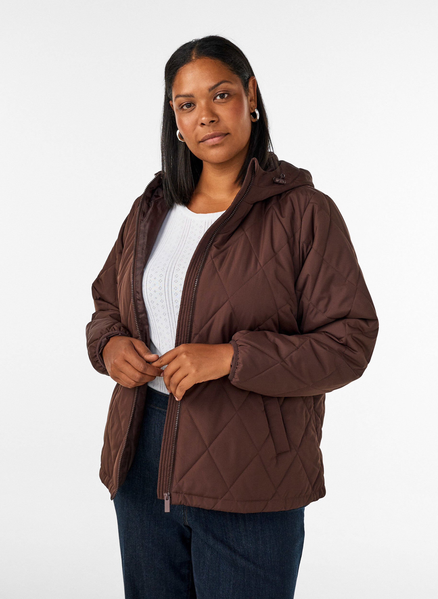 Veste l&eacute;g&egrave;rement matelass&eacute;e en losange, Marron, Model