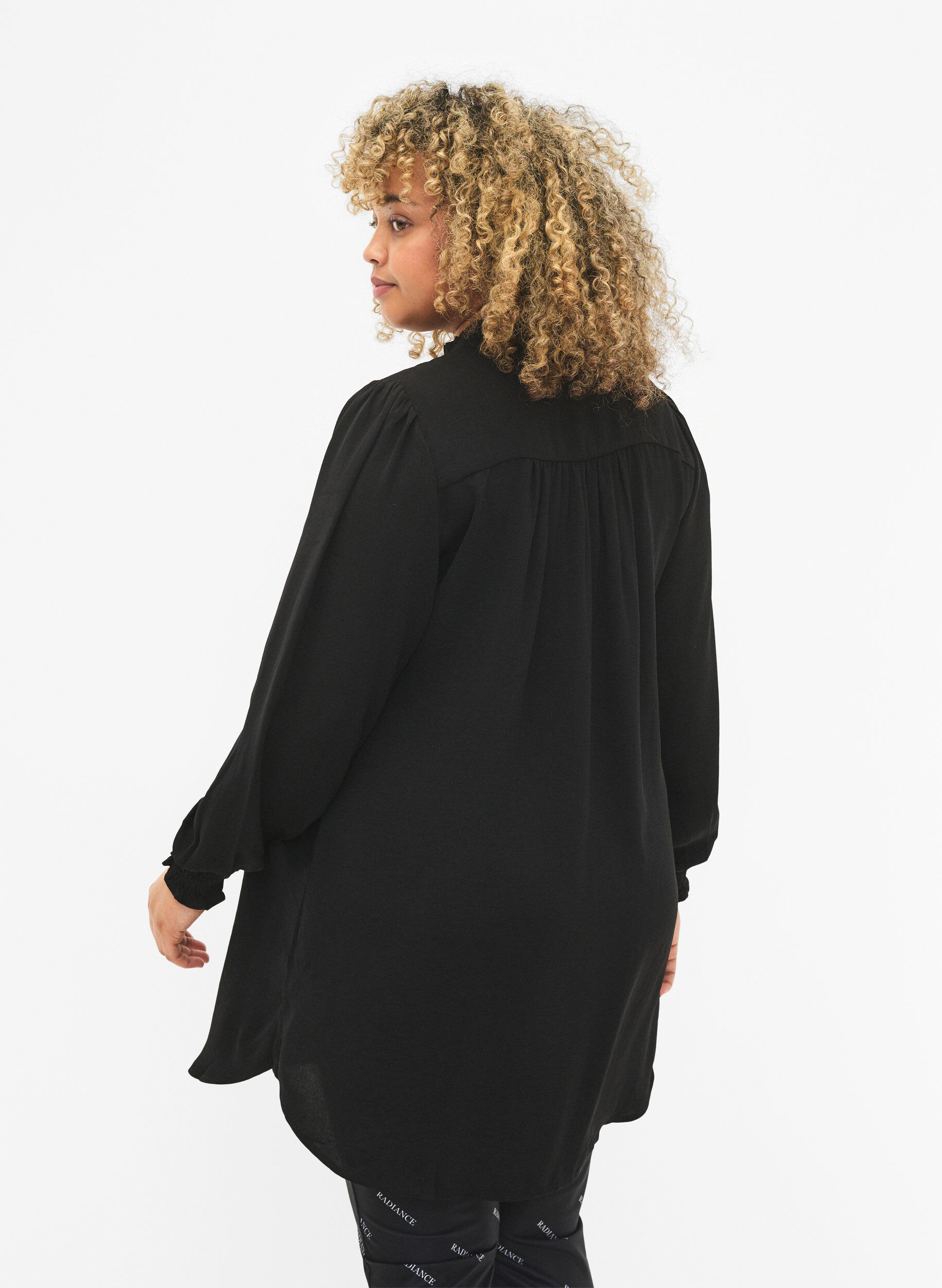Zizzi Tunique avec des smocks, Black, Model image number 1