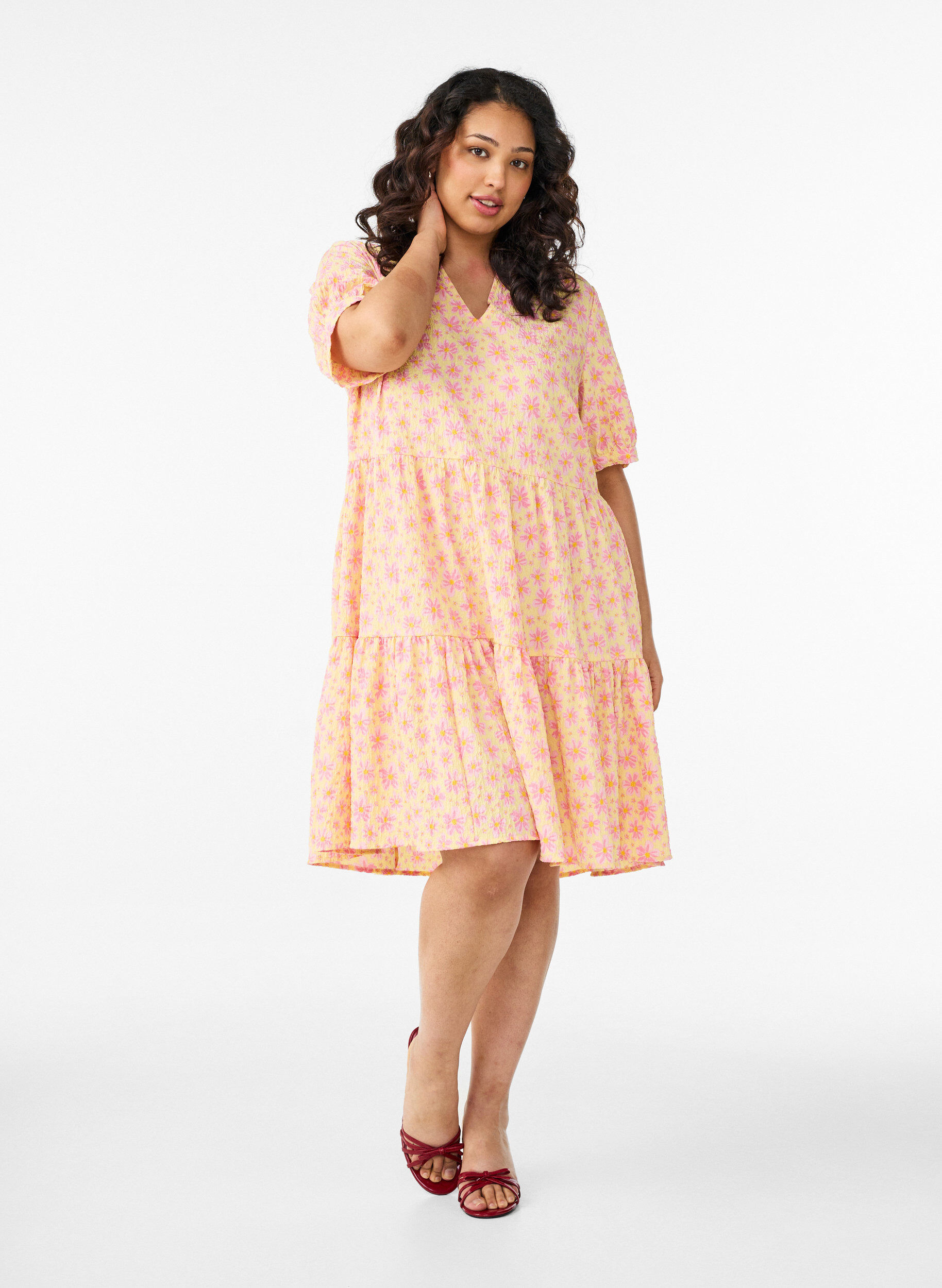 ZizziRobe courte &agrave; coupe &eacute;vas&eacute;e, Jaune, Model image number 1