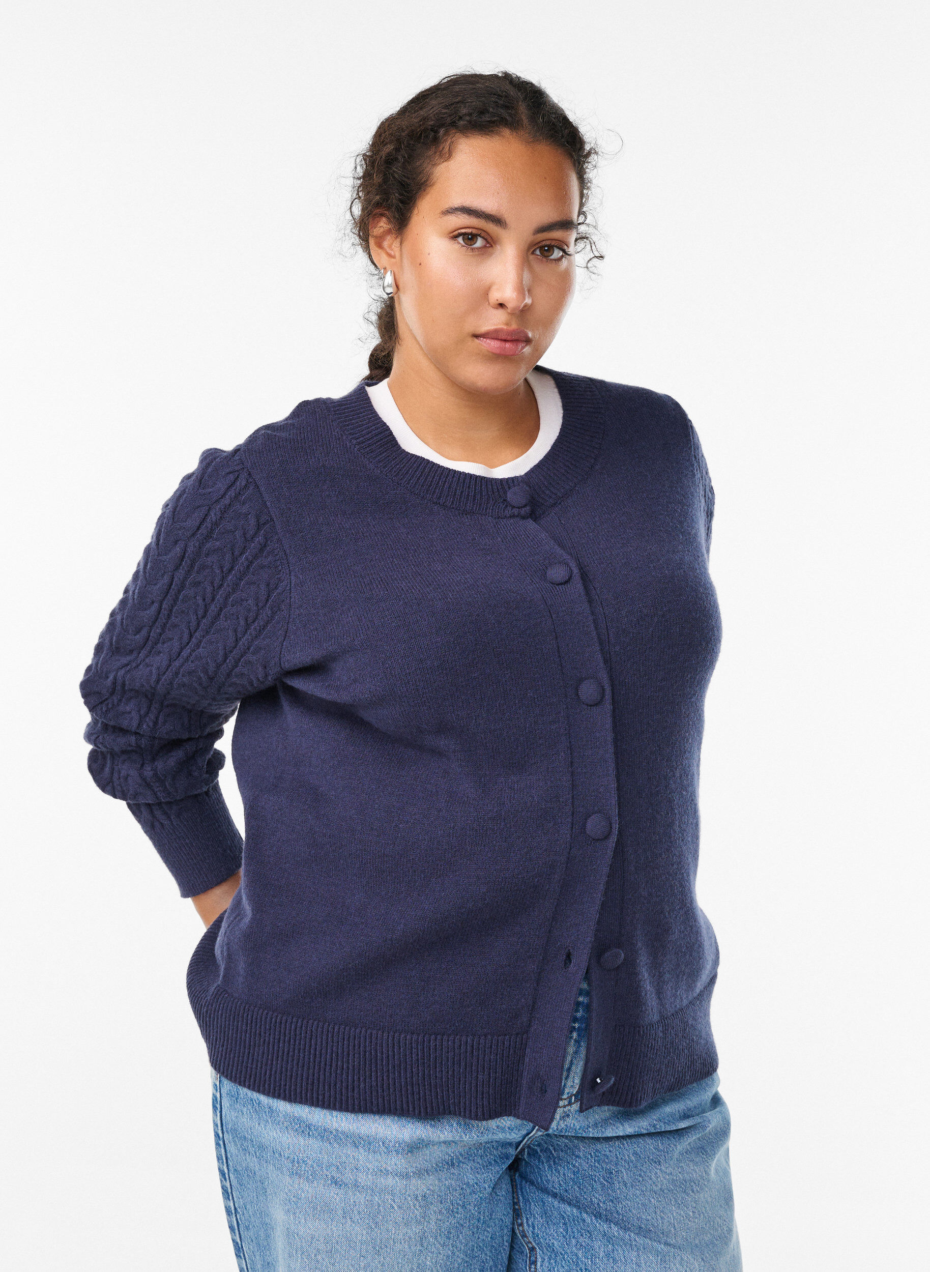 Cardigan avec manches torsad&eacute;es, Bleu, Model