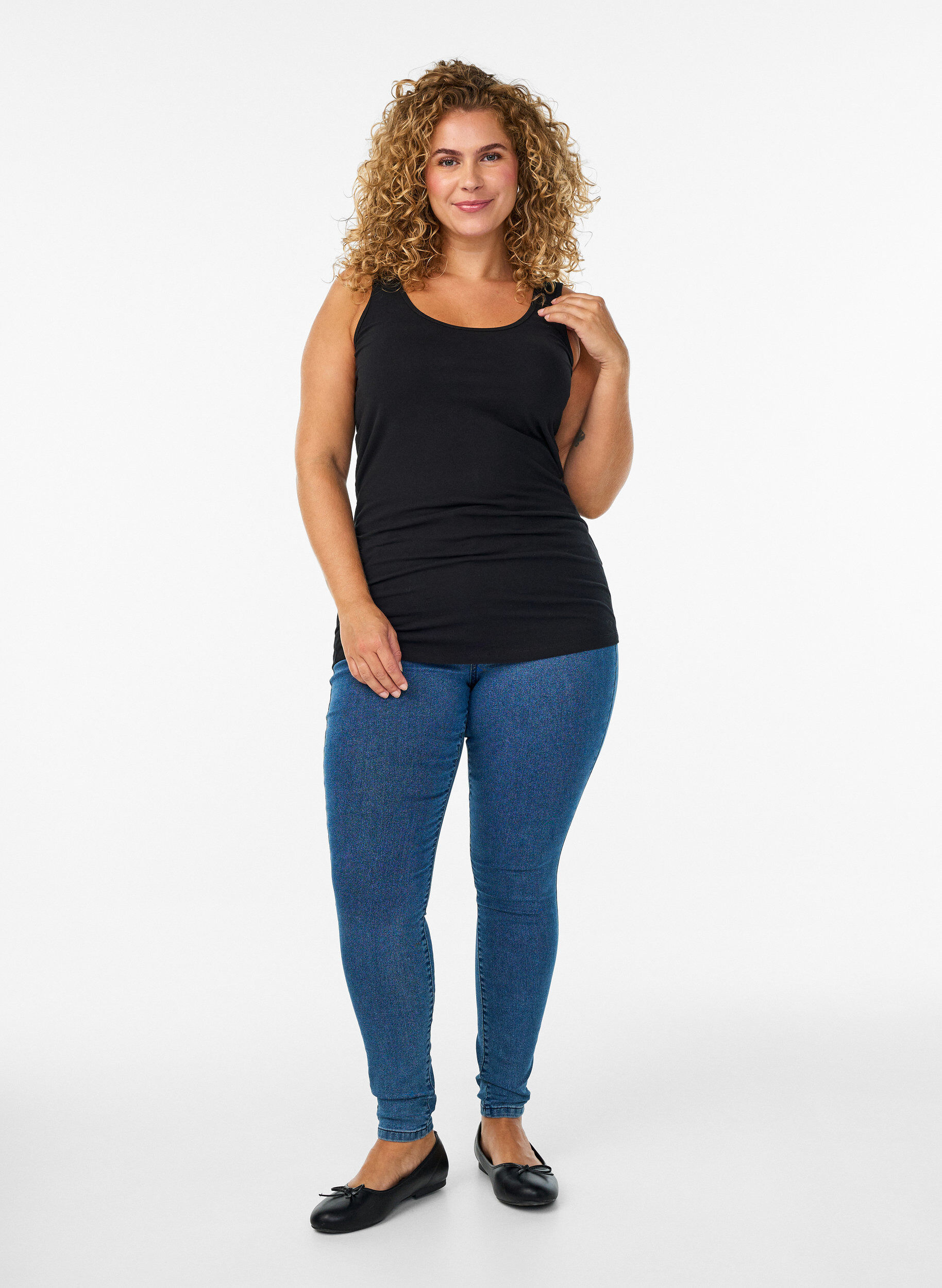 Zizzi Haut uni Basic en coton, Noir, Model image number 1