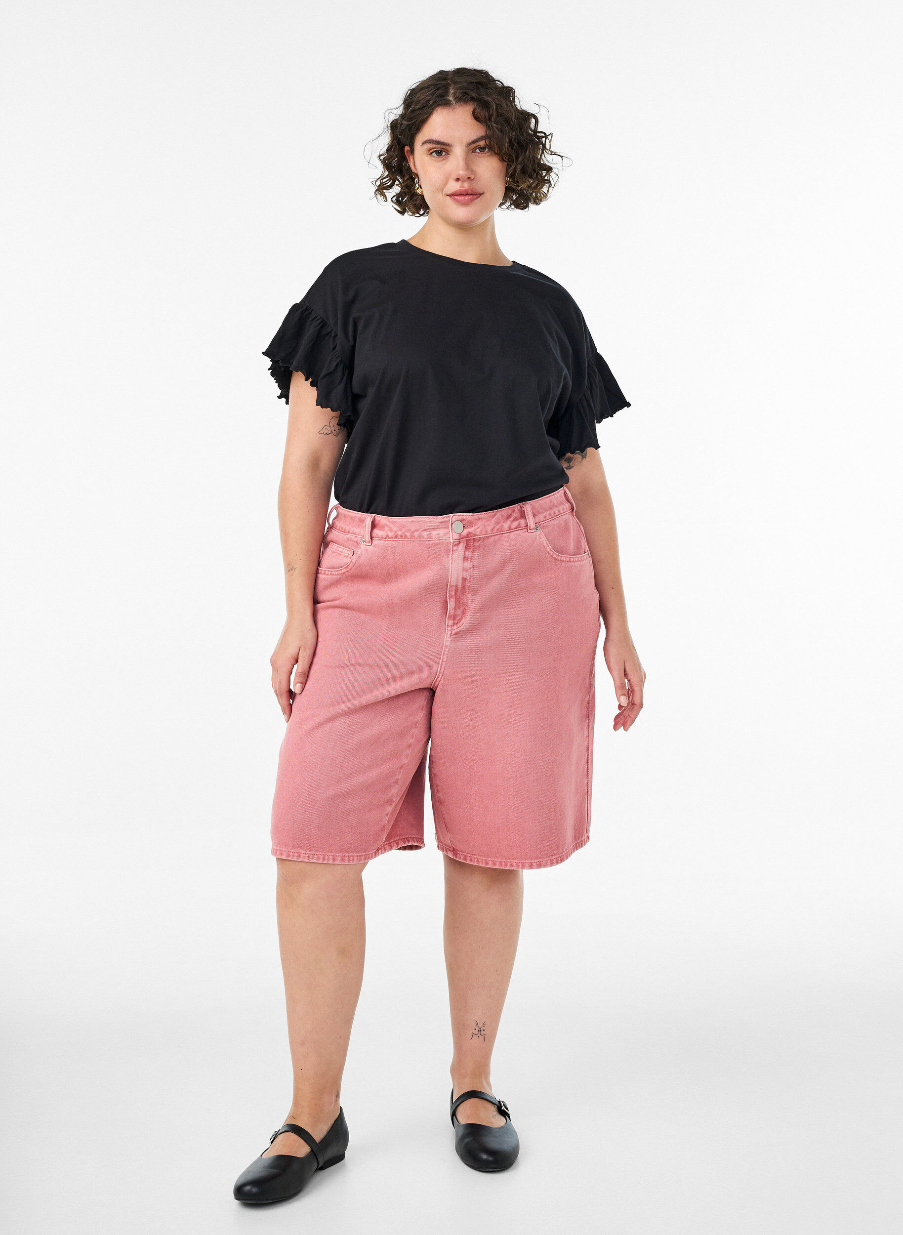 ZizziT-shirt en coton bio avec manches &agrave; volants, Noir, Model image number 1