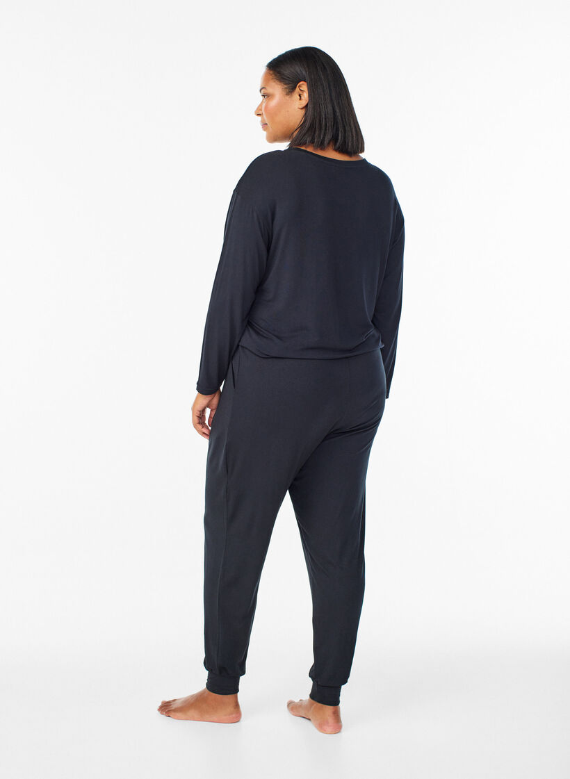 Pantalon de nuit taille haute en modal, Noir, Model image number 1