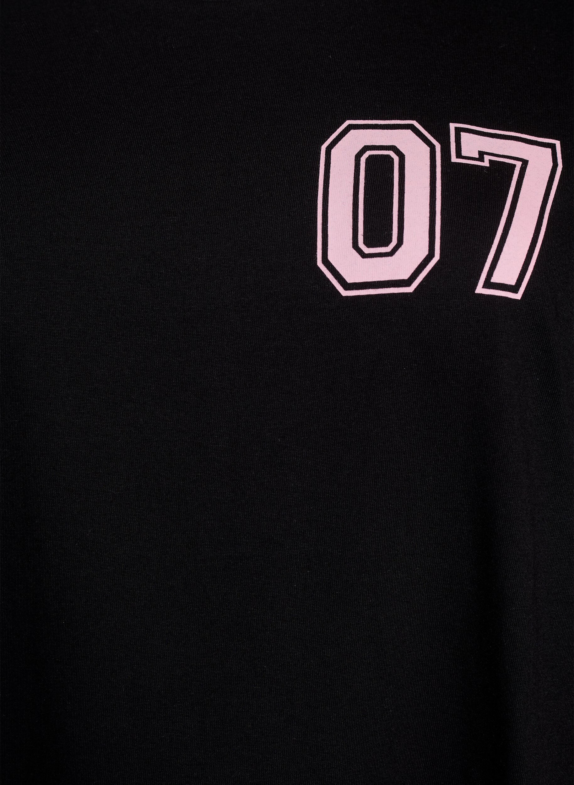 Zizzi Robe T-shirt courte avec d&eacute;tails sport, Noir, Packshot image number 2