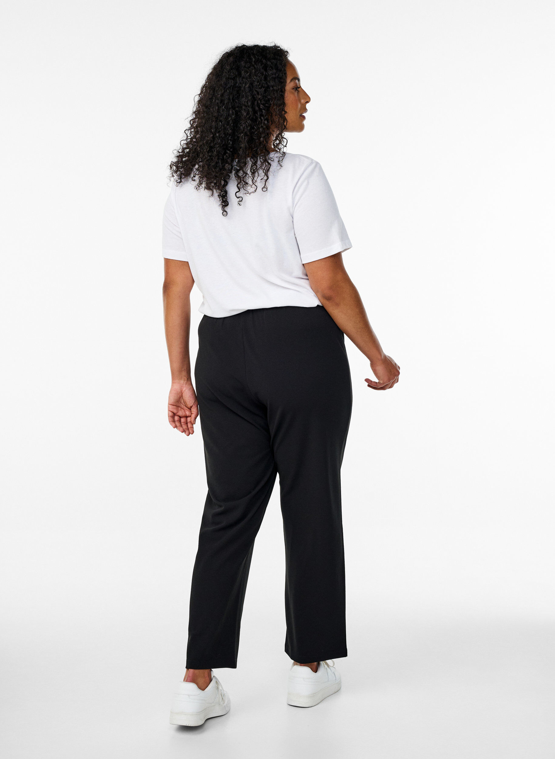 Zizzi Pantalon &agrave; coupe droite, Noir, Model image number 1