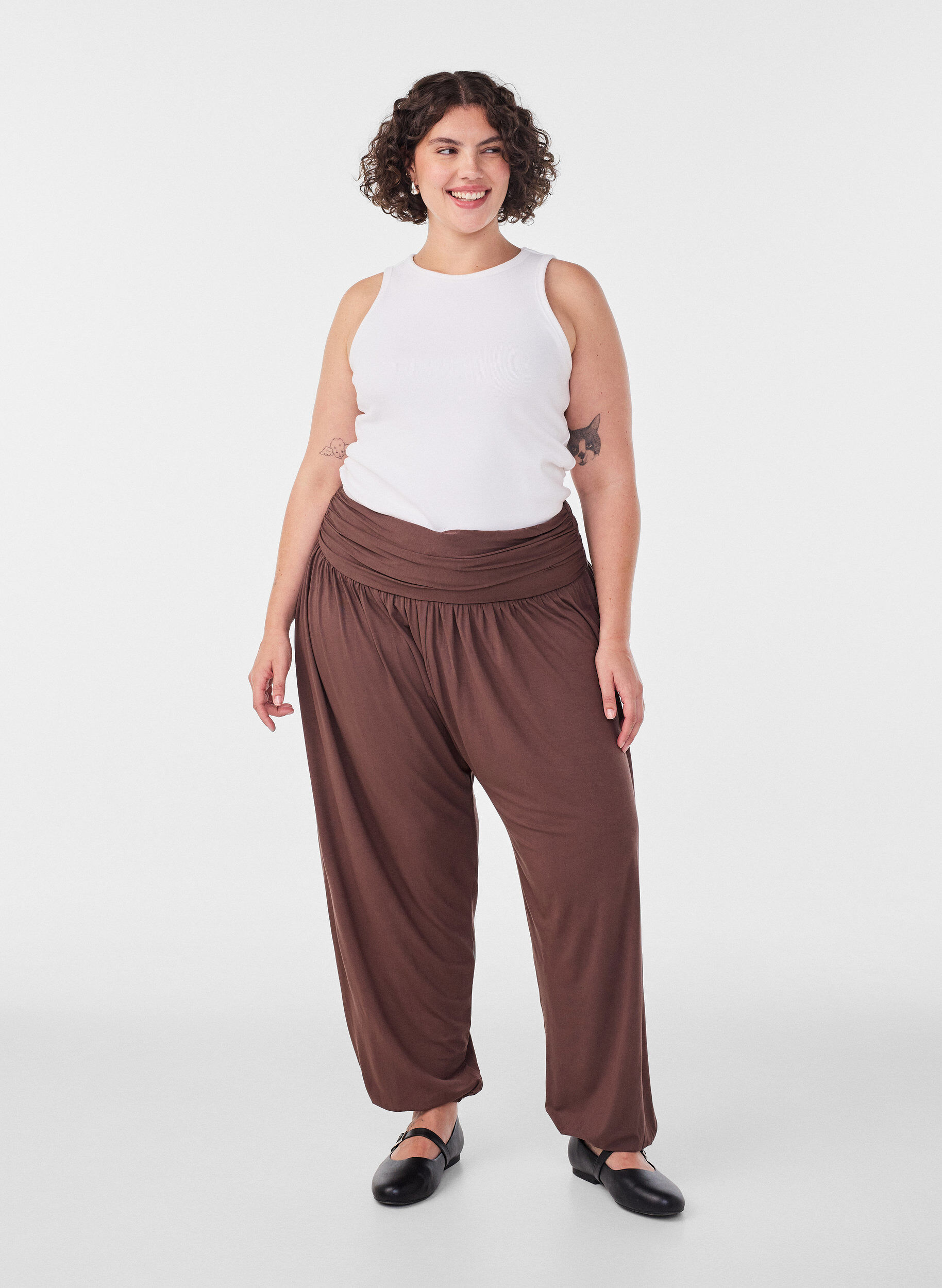ZizziPantalon sarouel ample, Marron, Model image number 1