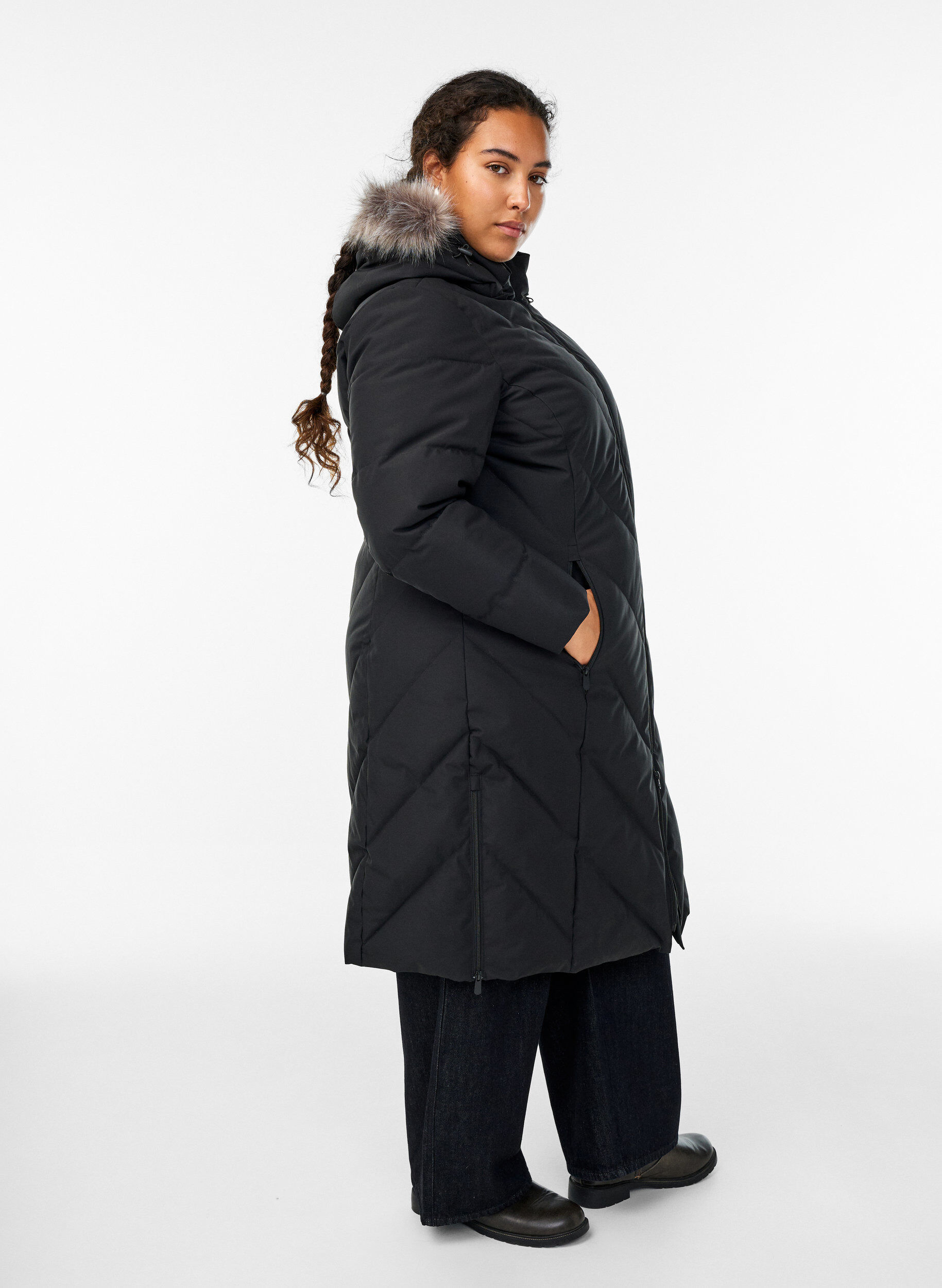 ZizziLong manteau d'hiver &agrave; fermeture &agrave; attaches et col en fausse fourrure, Noir, Model image number 1