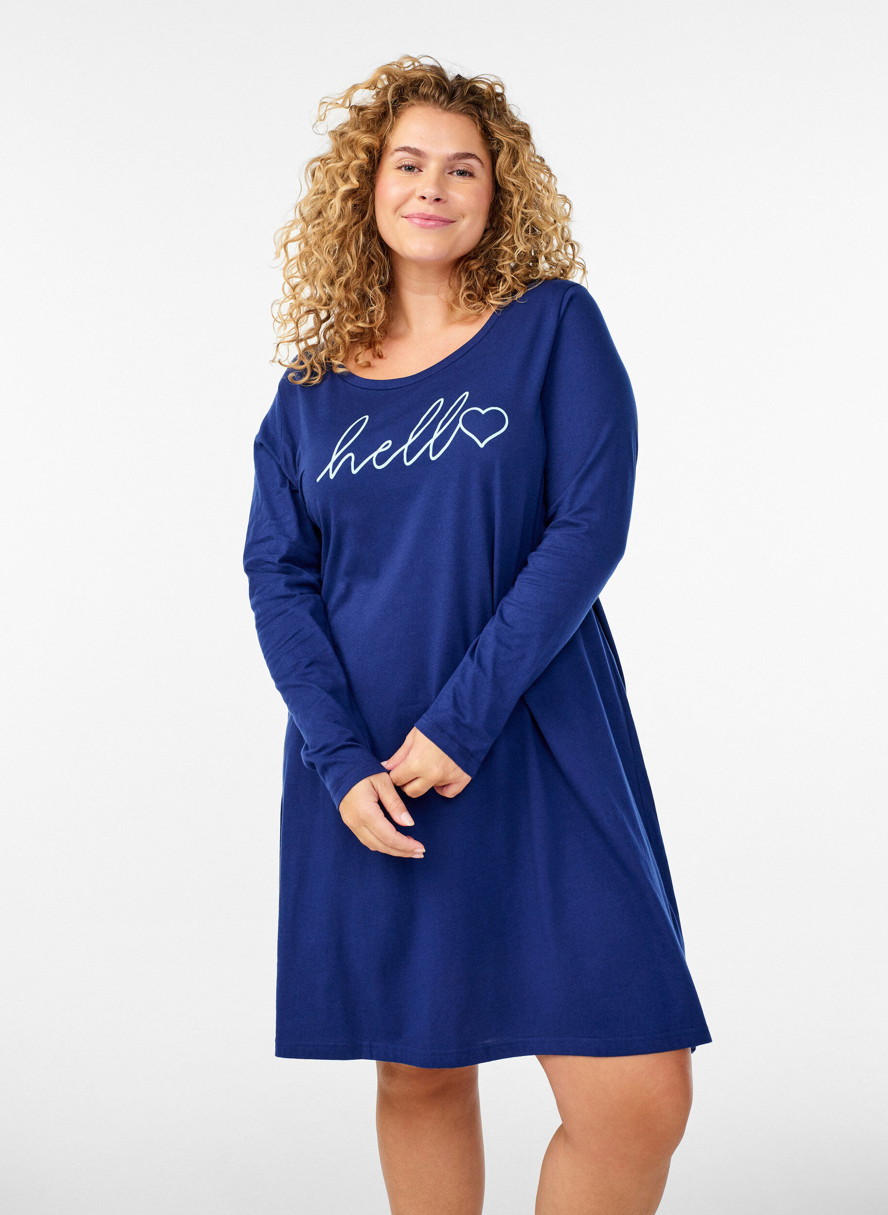 Chemise de nuit &agrave; manches longues en coton bio, Bleu, Model