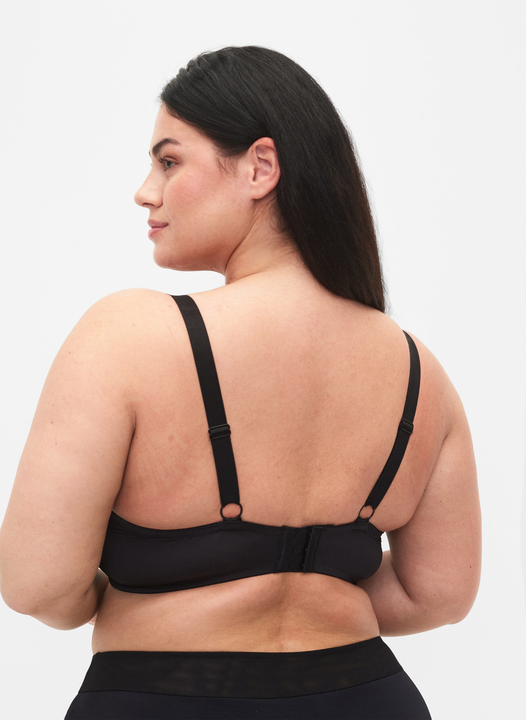 Zizzi Soutien-gorge avec maille et bonnets rembourr&eacute;s, Black, Model image number 1