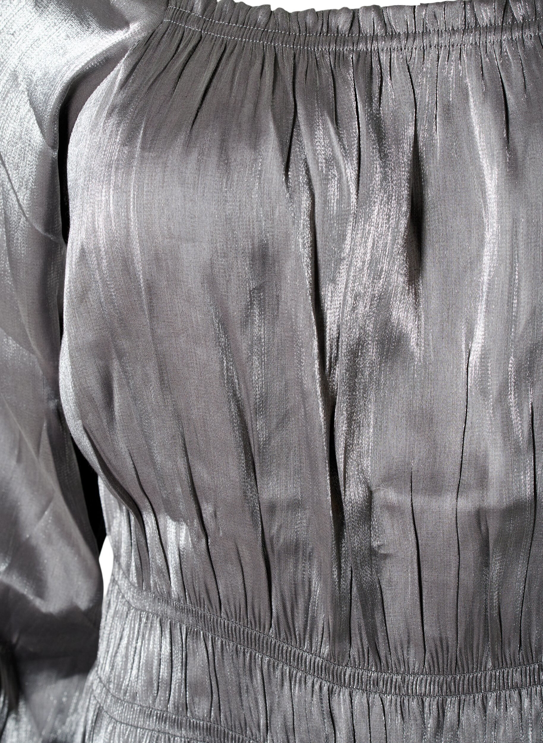 Zizzi Blouse de couleur argent&eacute;e avec manches 3/4 et smocks, Dark Silver, Packshot image number 2