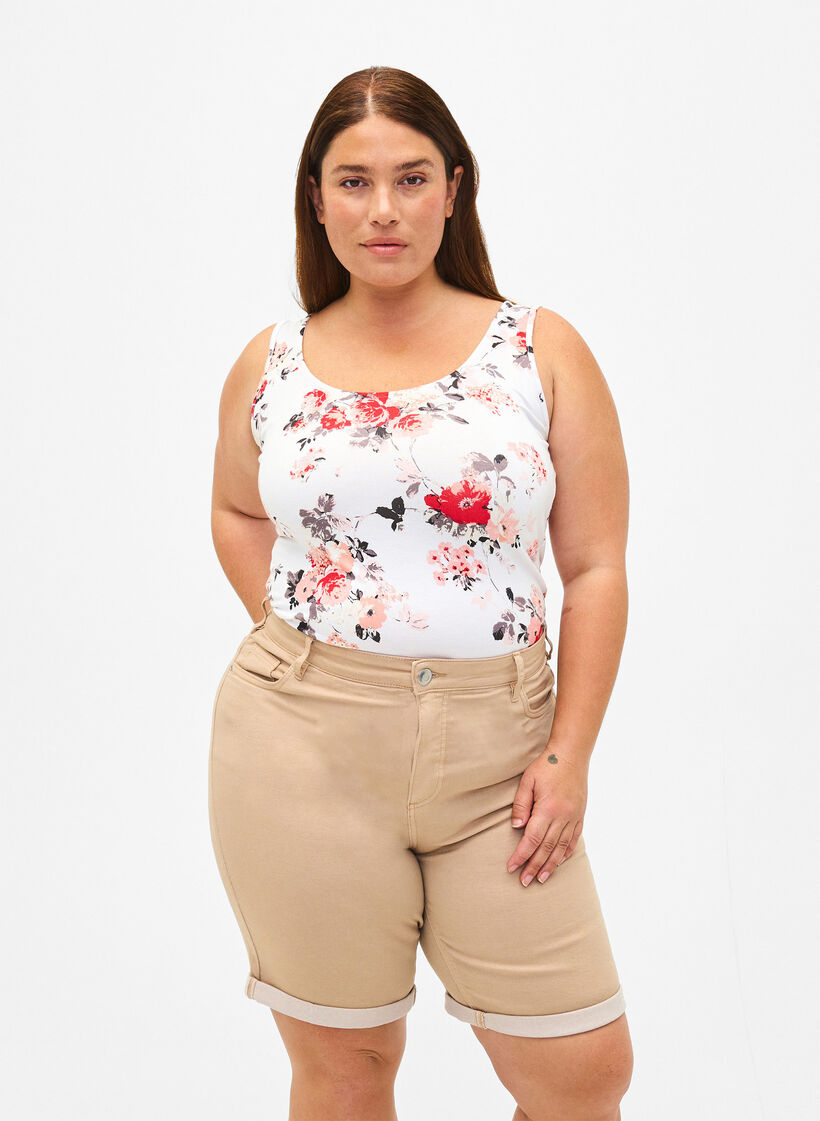  Shorts en jean moulants à taille haute, Nomad, Model image number 0