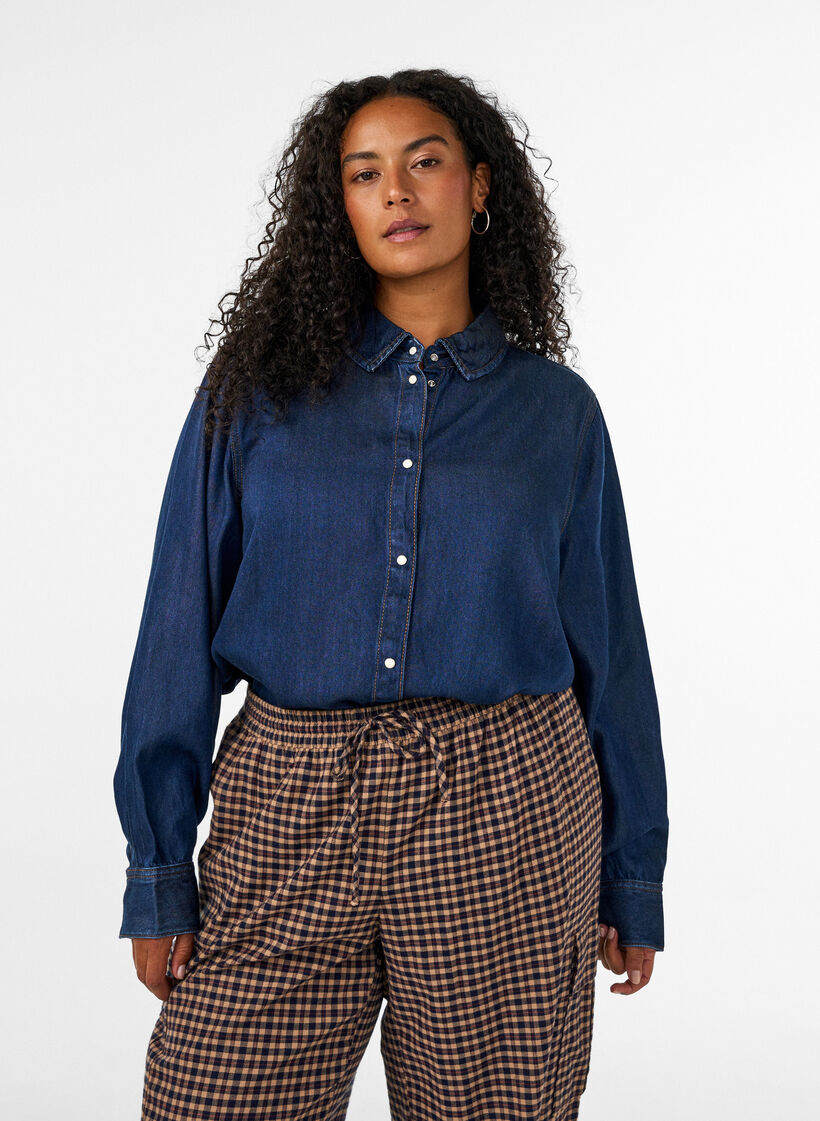 Chemise en jean en lyocell avec boutons-pression, Bleu, Model image number 0