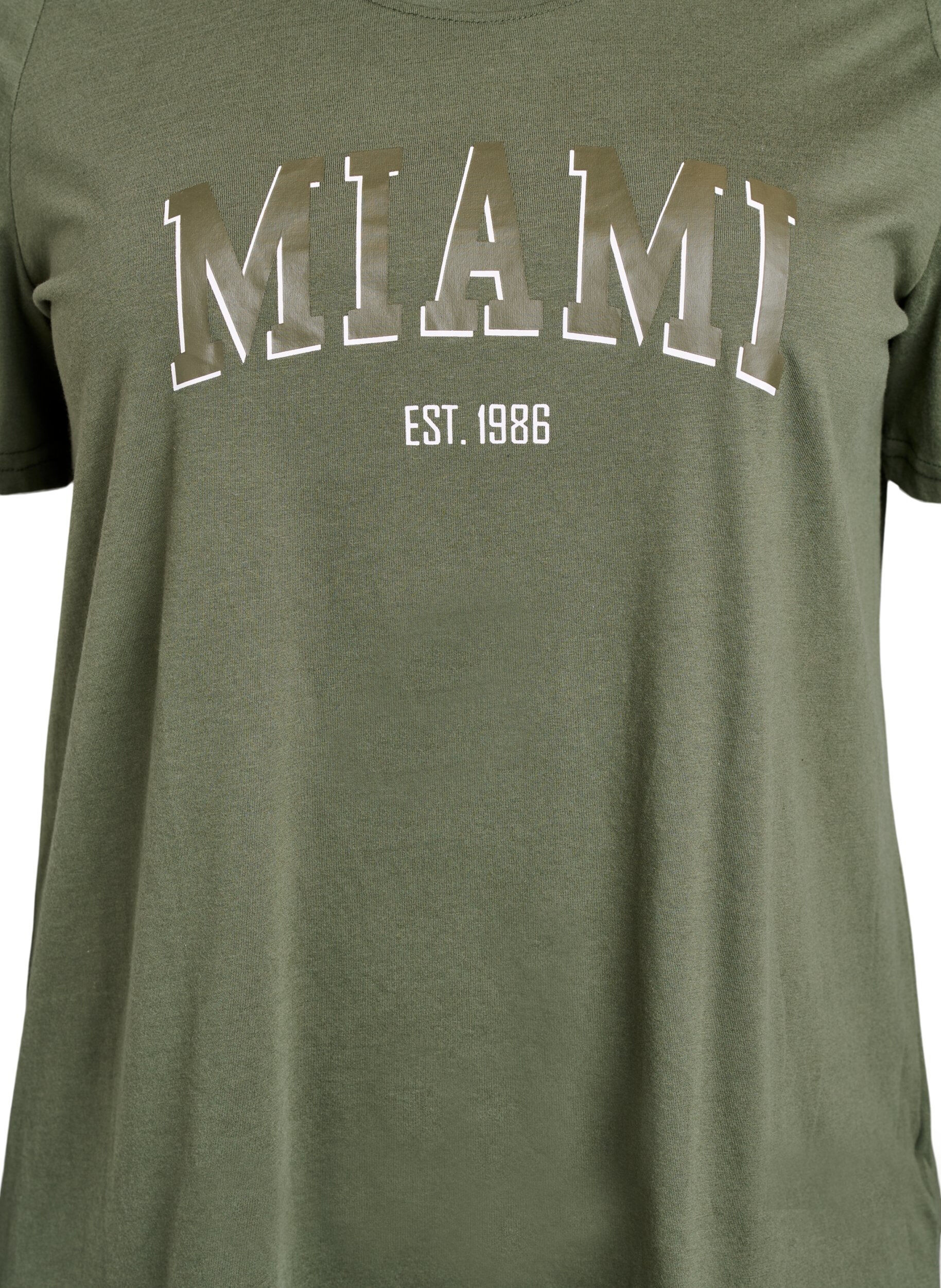 Zizzi FLASH &ndash; T-shirt avec motif, Vert Kaki, Packshot image number 2