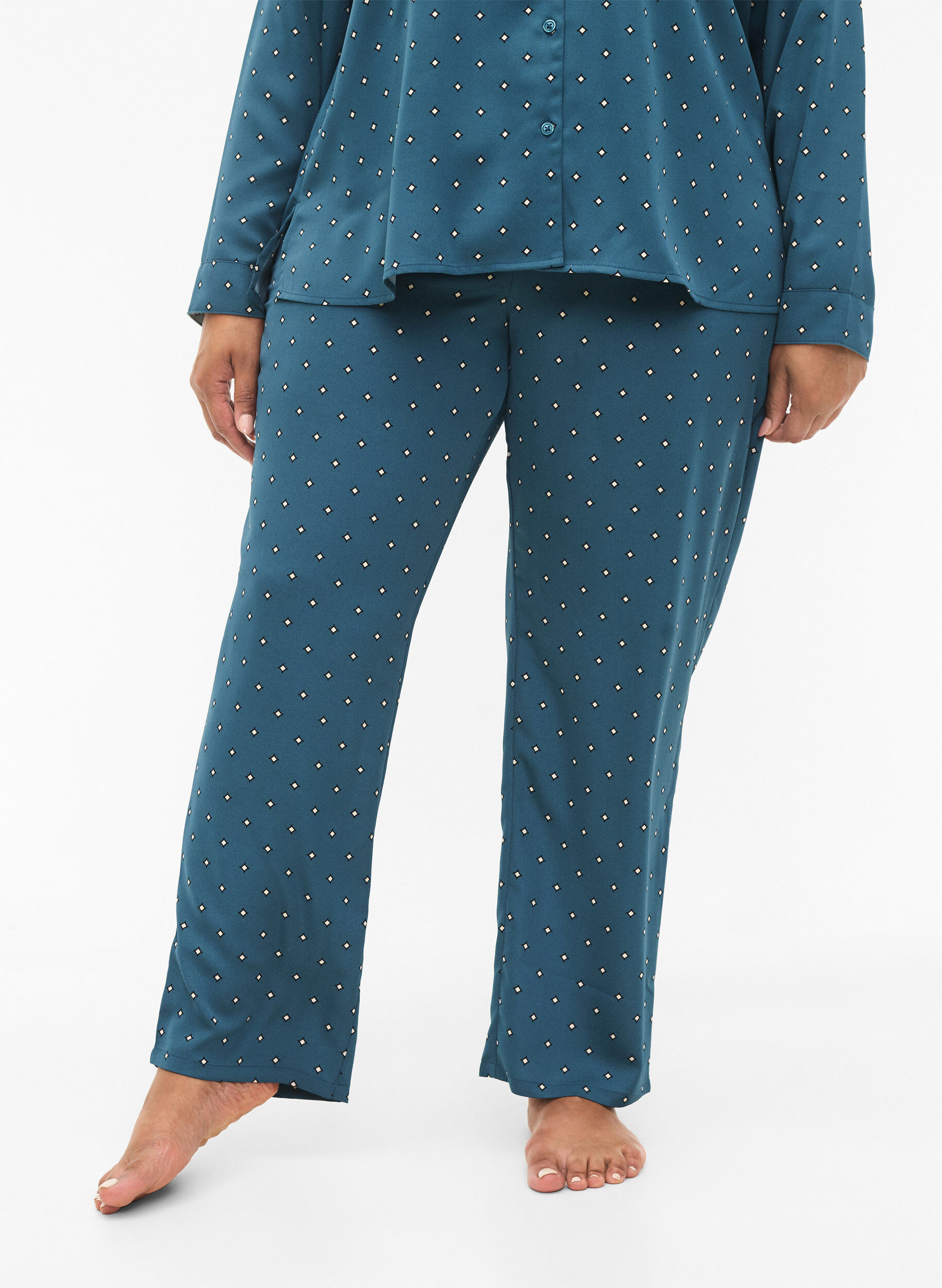 Zizzi Pantalons de pyjama imprim&eacute;s, Balsam AOP, Model image number 2