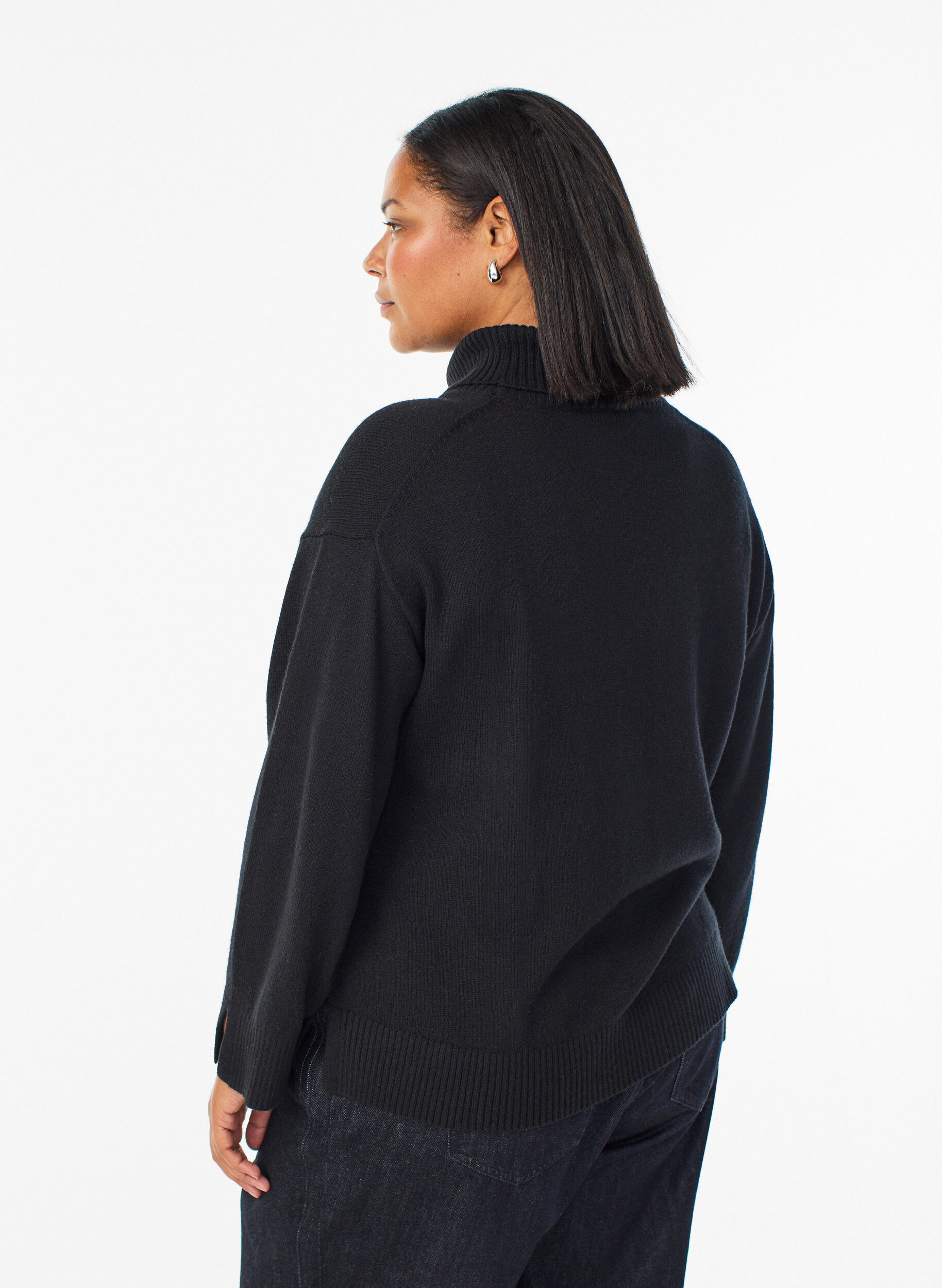 Zizzi Blouse en laine m&eacute;rinos &agrave; col roul&eacute;, Noir, Model image number 2