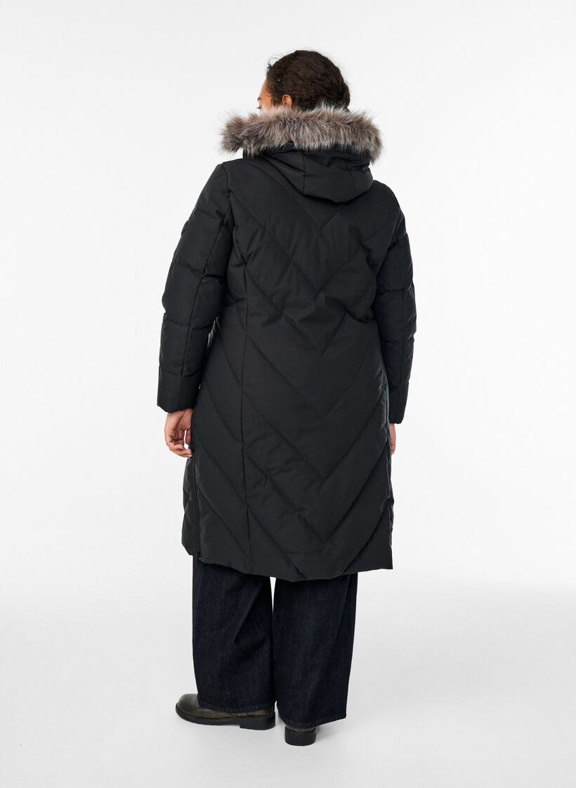 Long manteau d'hiver &agrave; fermeture &agrave; attaches et col en fausse fourrure, Noir, Model image number 2