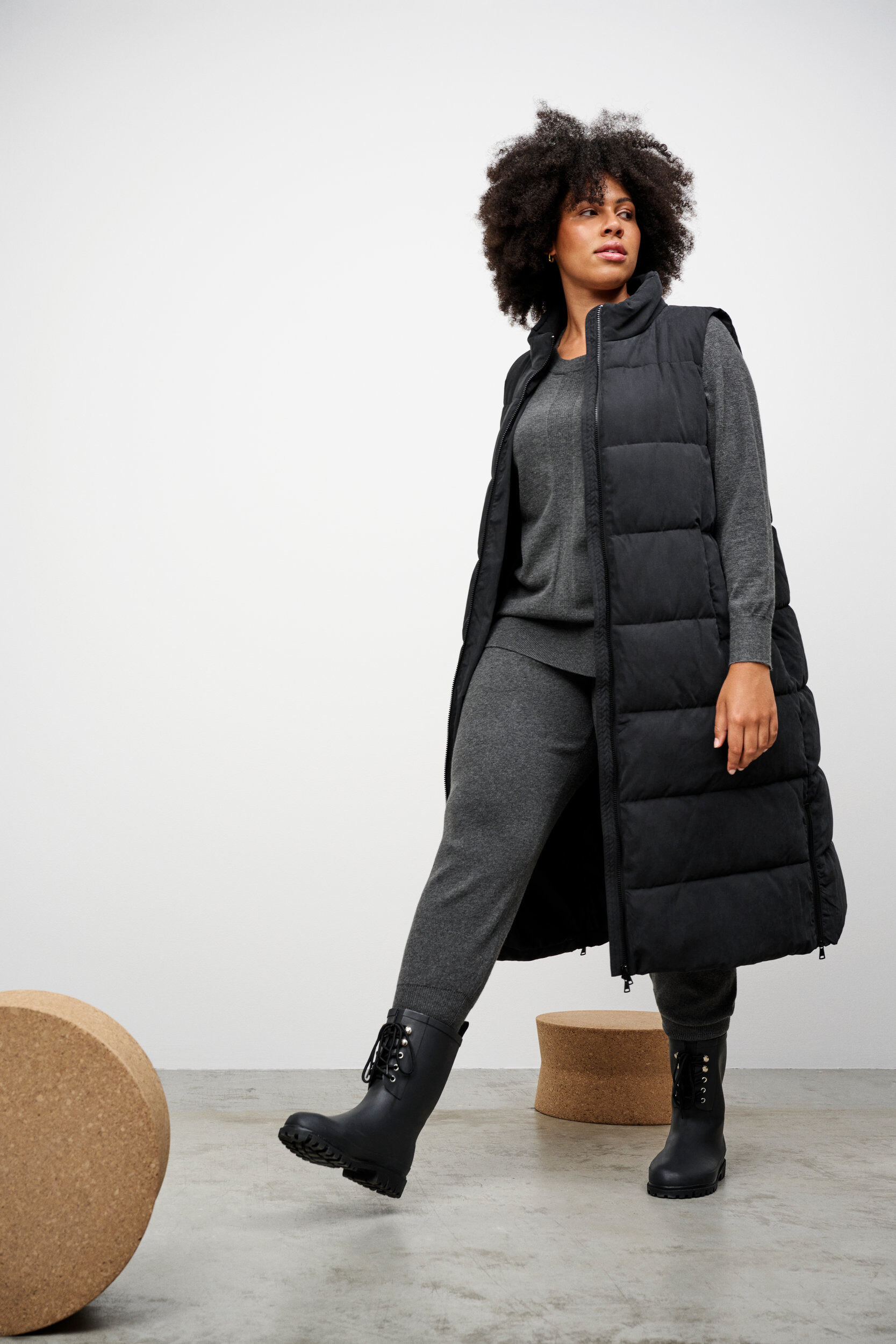 Zizzi Botte large en caoutchouc &agrave; lacets, Black, Model image number 1