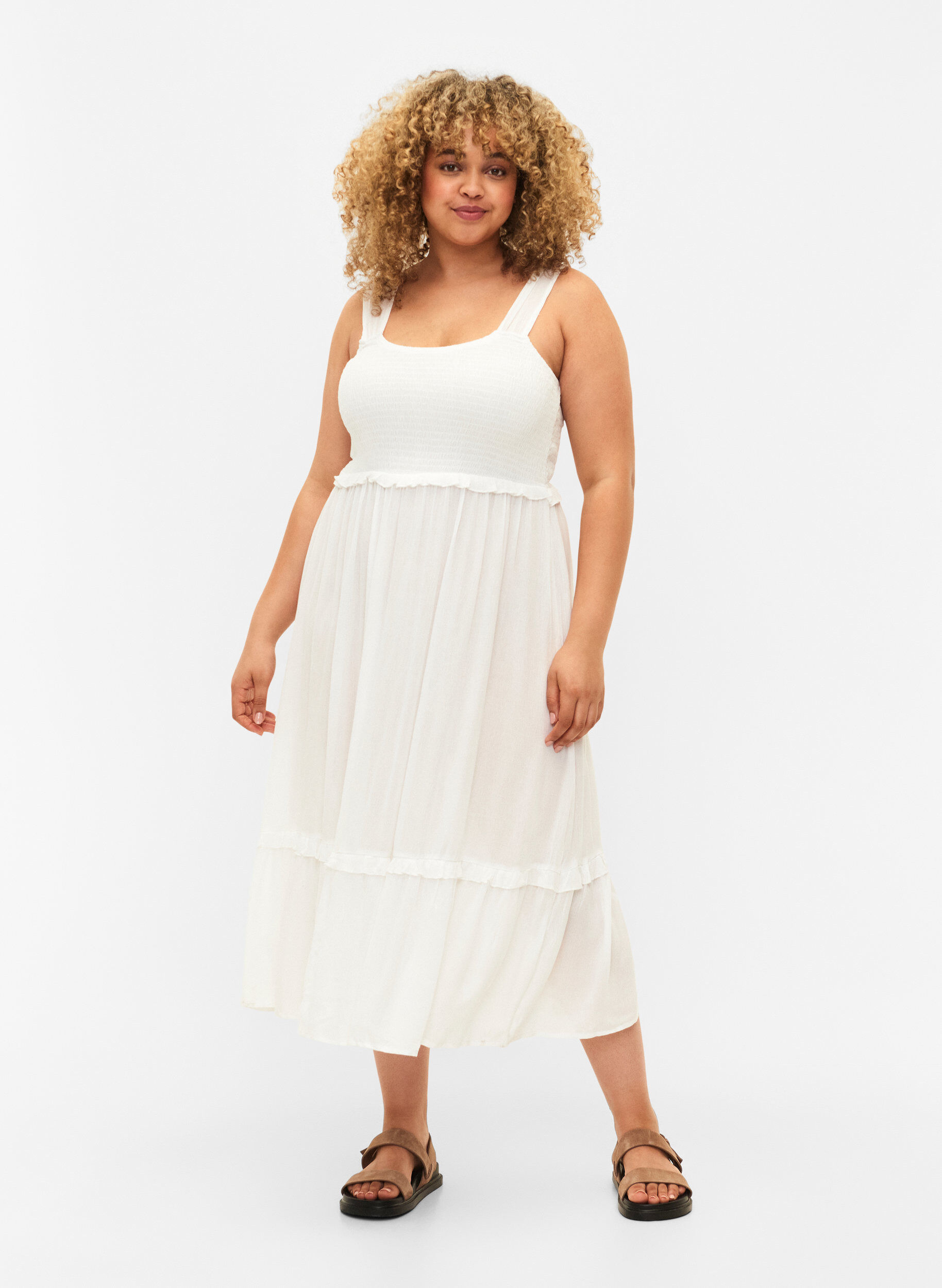 Zizzi Robe midi en viscose avec smock, Bright White, Model image number 0