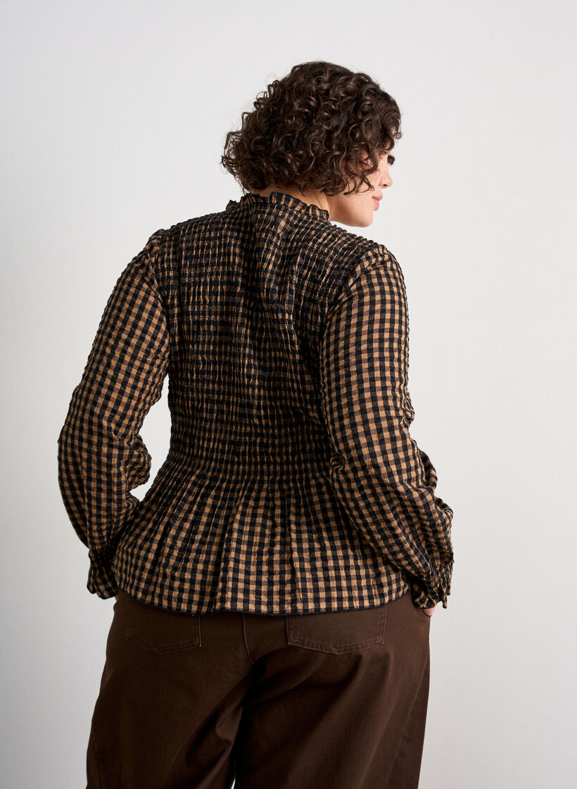 Blouse &agrave; carreaux avec smocks et basque, Marron, Model image number 2
