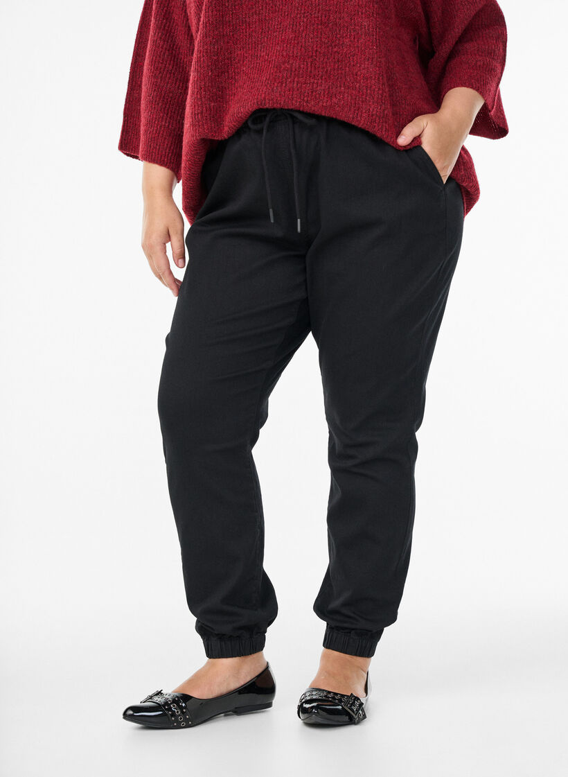 Pantalon de jogging en denim avec des poches, Noir, Model image number 2