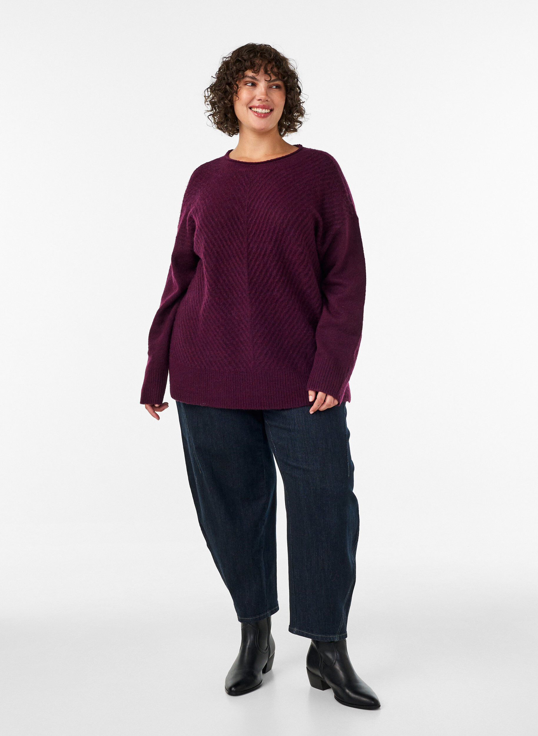 ZizziBlouse en maille avec motif c&ocirc;tel&eacute; en V et fentes, Bordeaux, Model image number 1