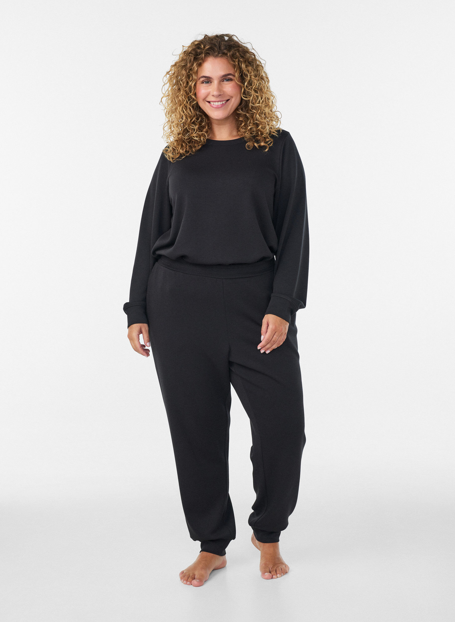 ZizziPantalon en jersey taille haute avec poches, Noir, Model image number 0