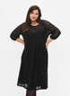 Robe en dentelle avec manches 3/4	, Black, Model image number 0