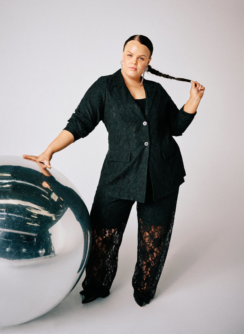 Blazer en dentelle avec fermeture à boutons, Noir, Image image number 0