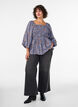 Blouse smock&eacute;e &agrave; encolure carr&eacute;e, Bleu Clair, Model image number 1