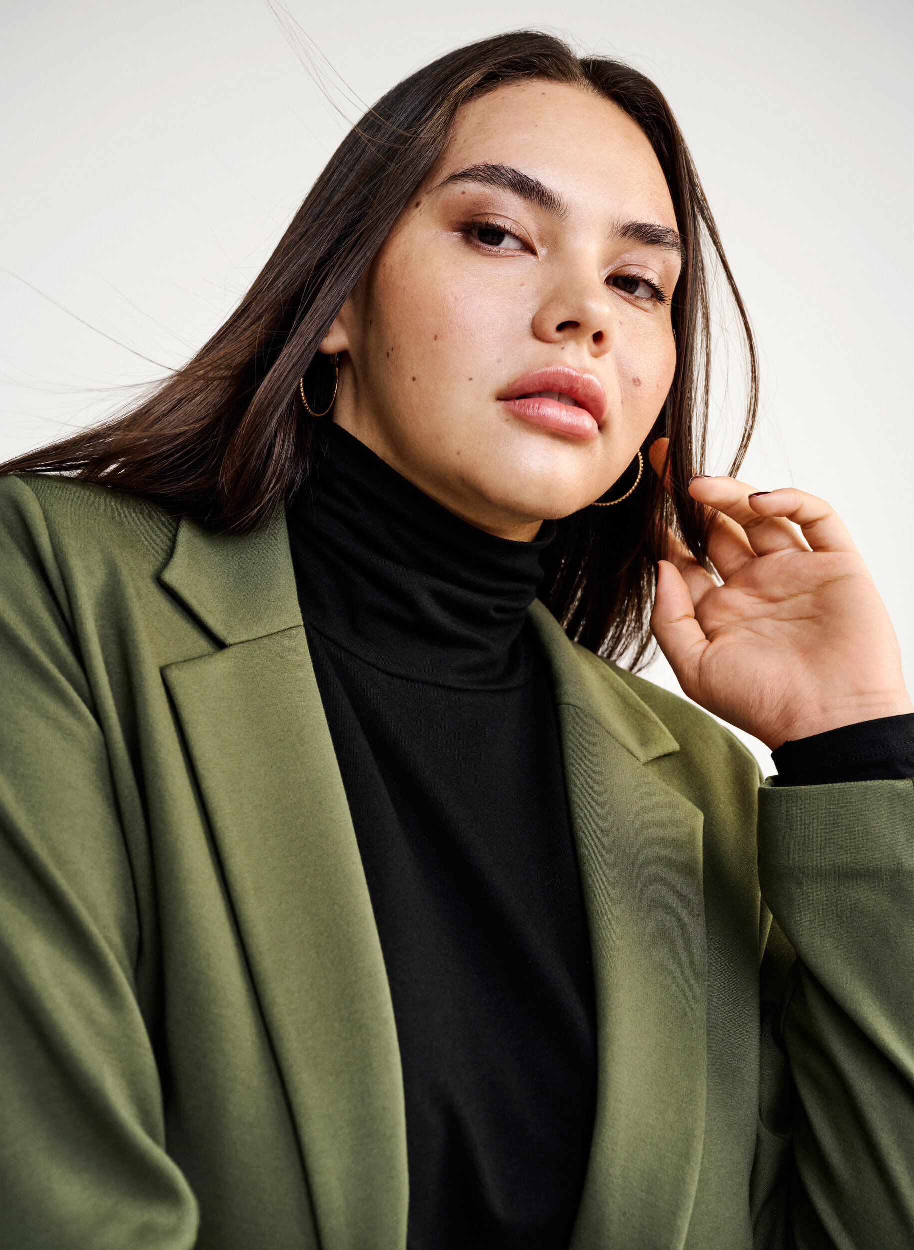 Zizzi Blazer simple avec fermeture &agrave; boutons, Vert fonc&eacute;, Image image number 0