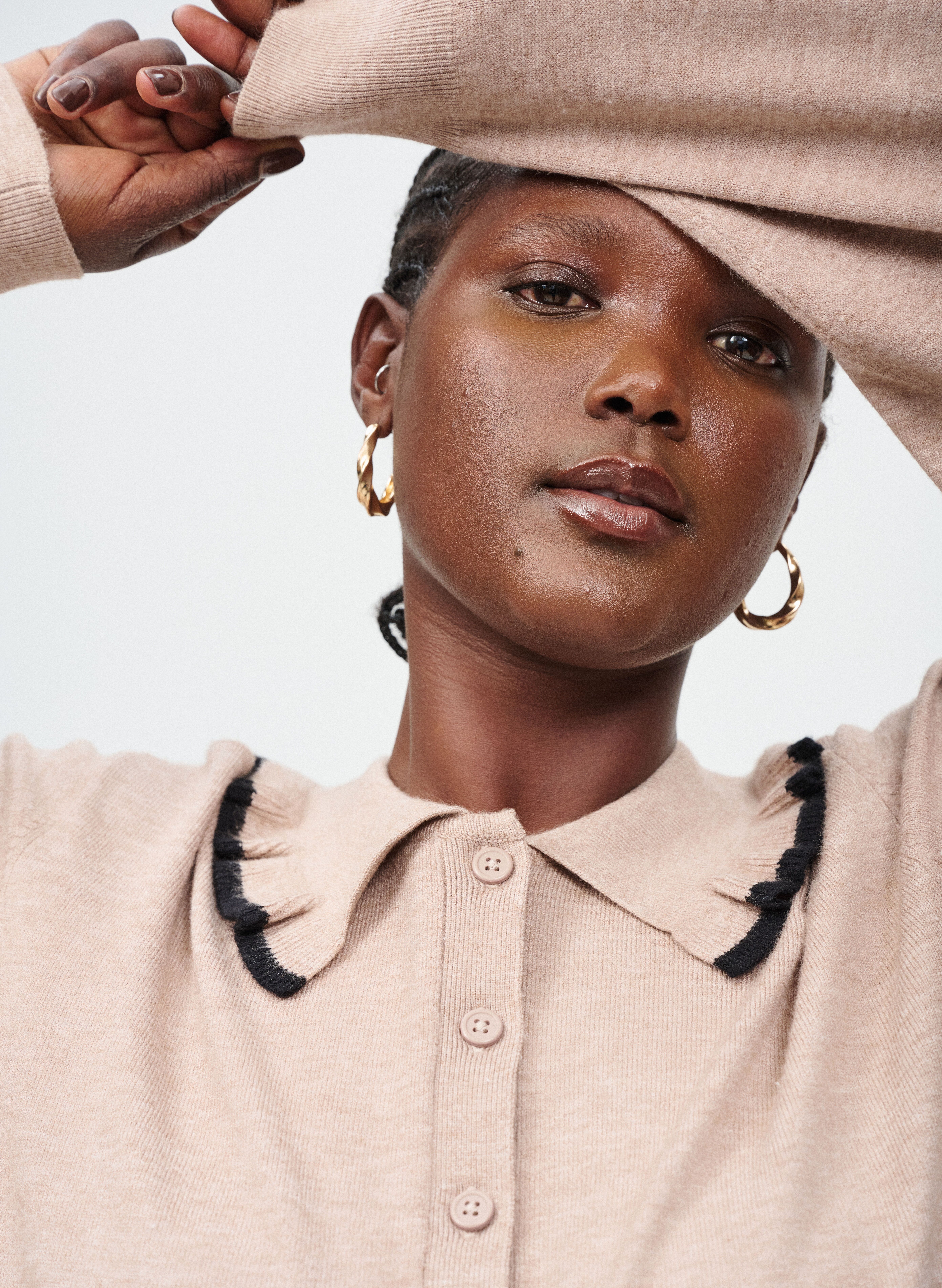 Zizzi Polo avec col d&eacute;taill&eacute;, , Model