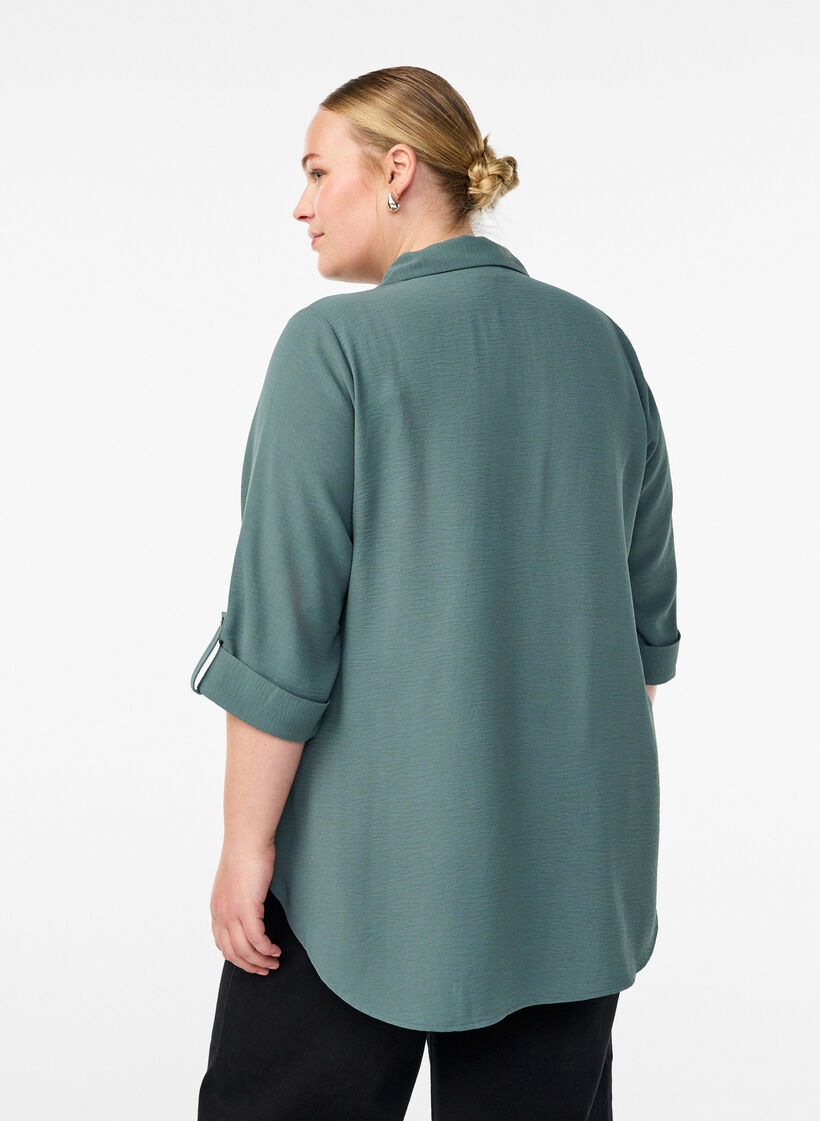 Chemise avec poches poitrine et manches 3/4, Vert fonc&eacute;, Model image number 2