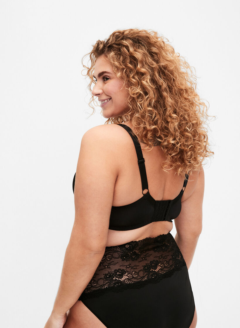 Soutien-gorge moulé avec dentelle, Black, Model image number 1