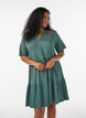 Robe en jersey avec d&eacute;tails en dentelle et jupe superpos&eacute;e, Vert, Model image number 0
