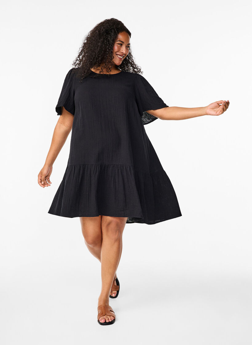 Robe &agrave; manches courtes en coton &agrave; une coupe &eacute;vas&eacute;e, Noir, Model image number 1