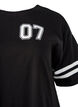 Robe T-shirt courte avec d&eacute;tails sportifs, Noir, Packshot image number 2