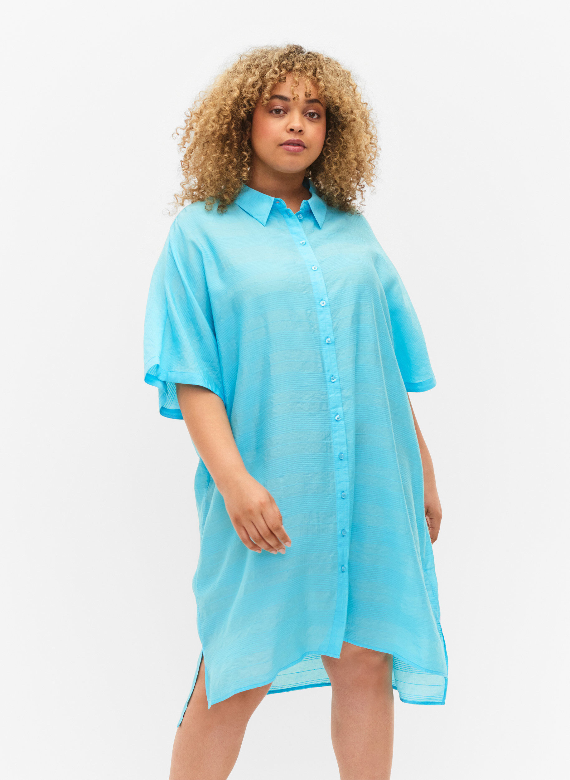 Zizzi Chemise longue en viscose avec structure, Bachelor Button, Model image number 0