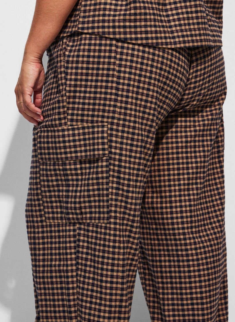 Pantalon cargo en coton &agrave; carreaux, Marron, Model