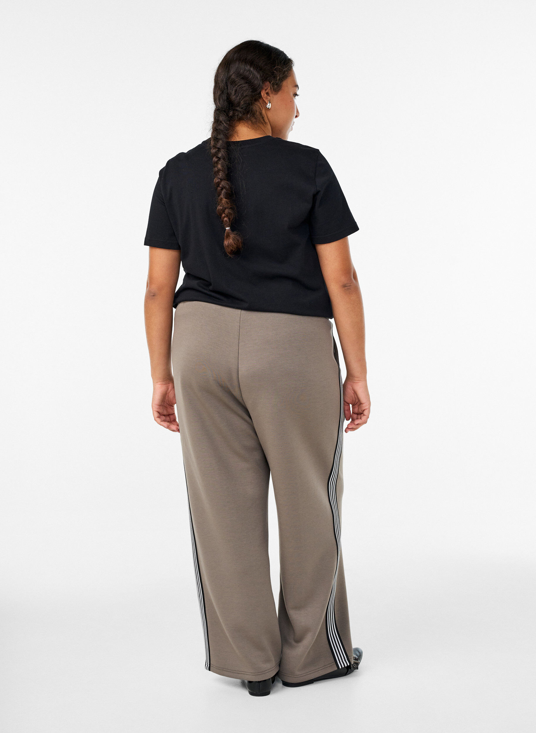 Zizzi Pantalon avec bandes lat&eacute;rales, Beige, Model image number 1