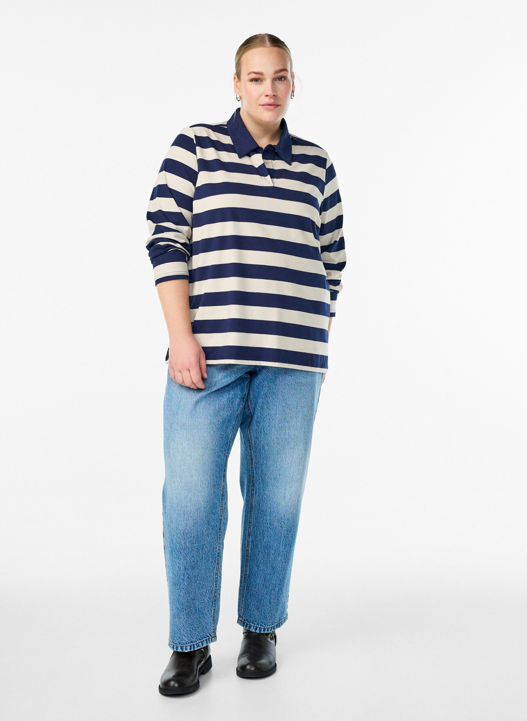 Zizzi Polo &agrave; manches longues avec larges rayures, Bleu, Model image number 1