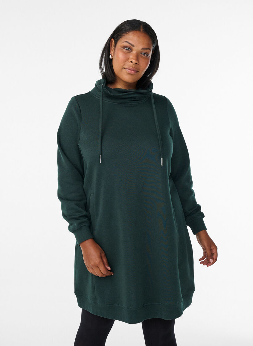 FLASH - Robe sweat-shirt courte à col montant et poches, Vert foncé, Model image number 0