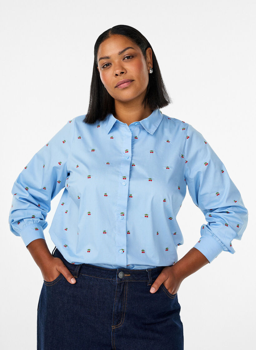 Chemise avec cerises brod&eacute;es, Bleu Clair, Model image number 0