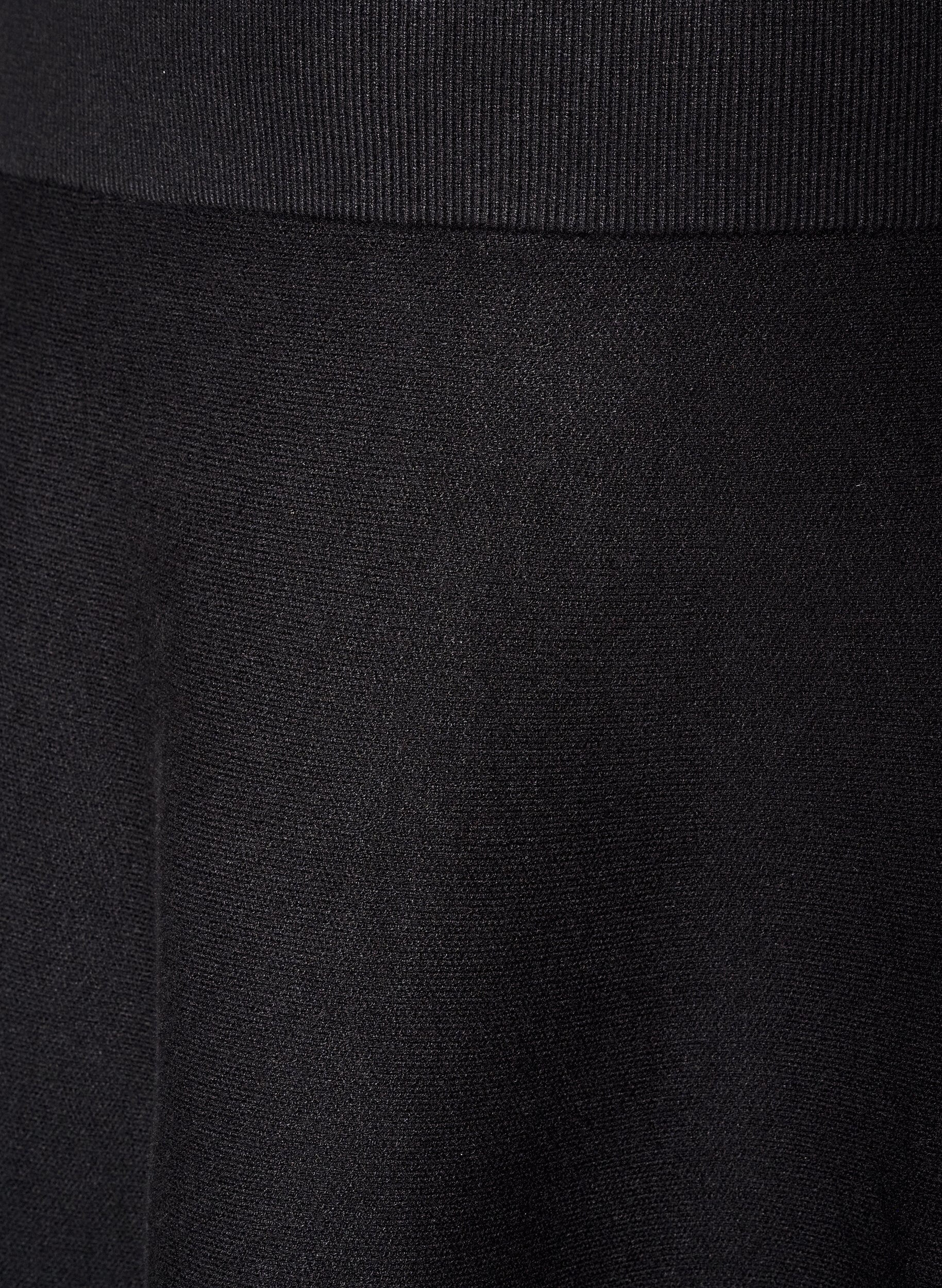 ZizziJupe courte en maille &agrave; coupe &eacute;vas&eacute;e, Noir, Packshot image number 2