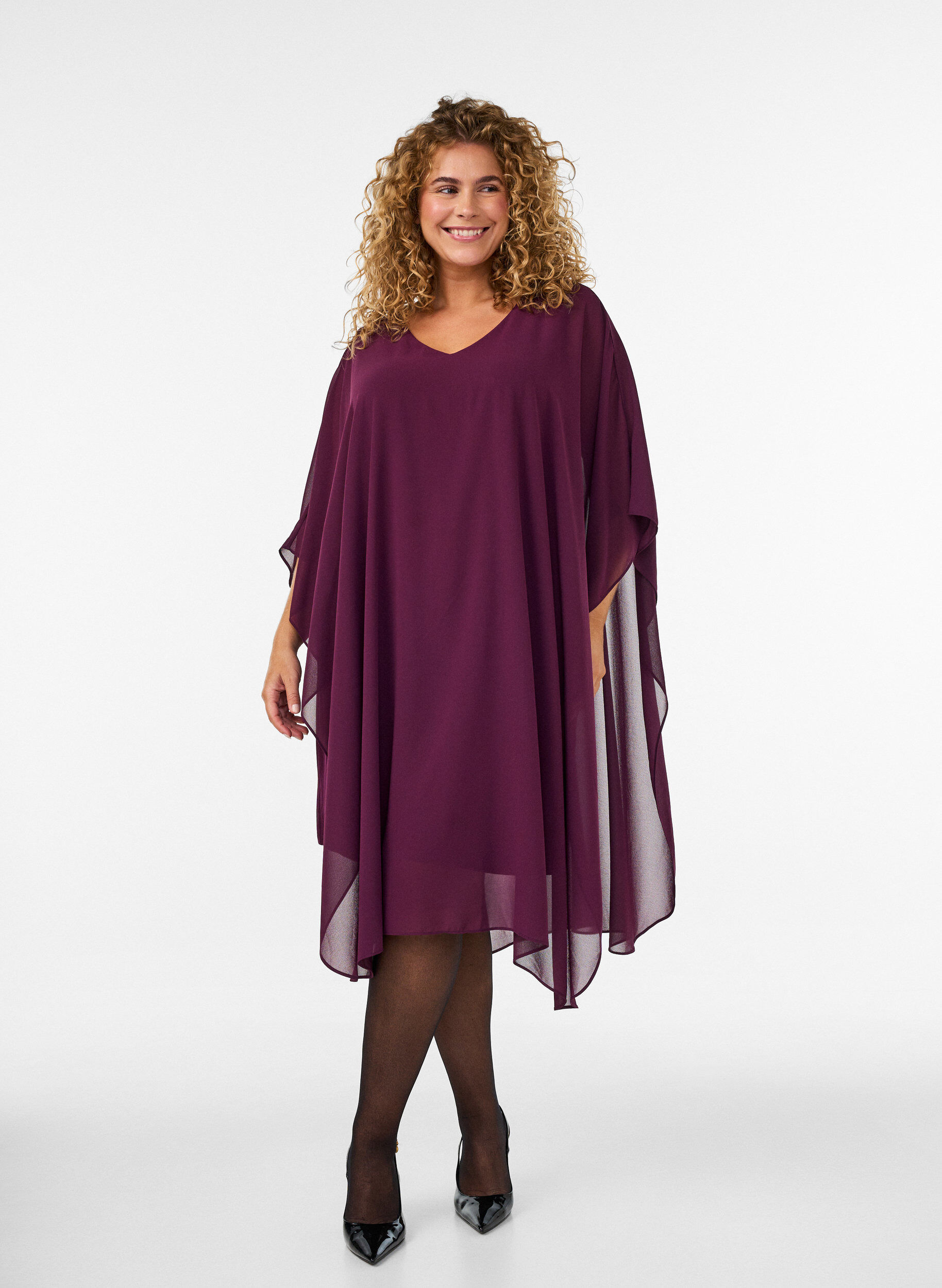 Robe courte en mousseline avec col en V, Violet, Model